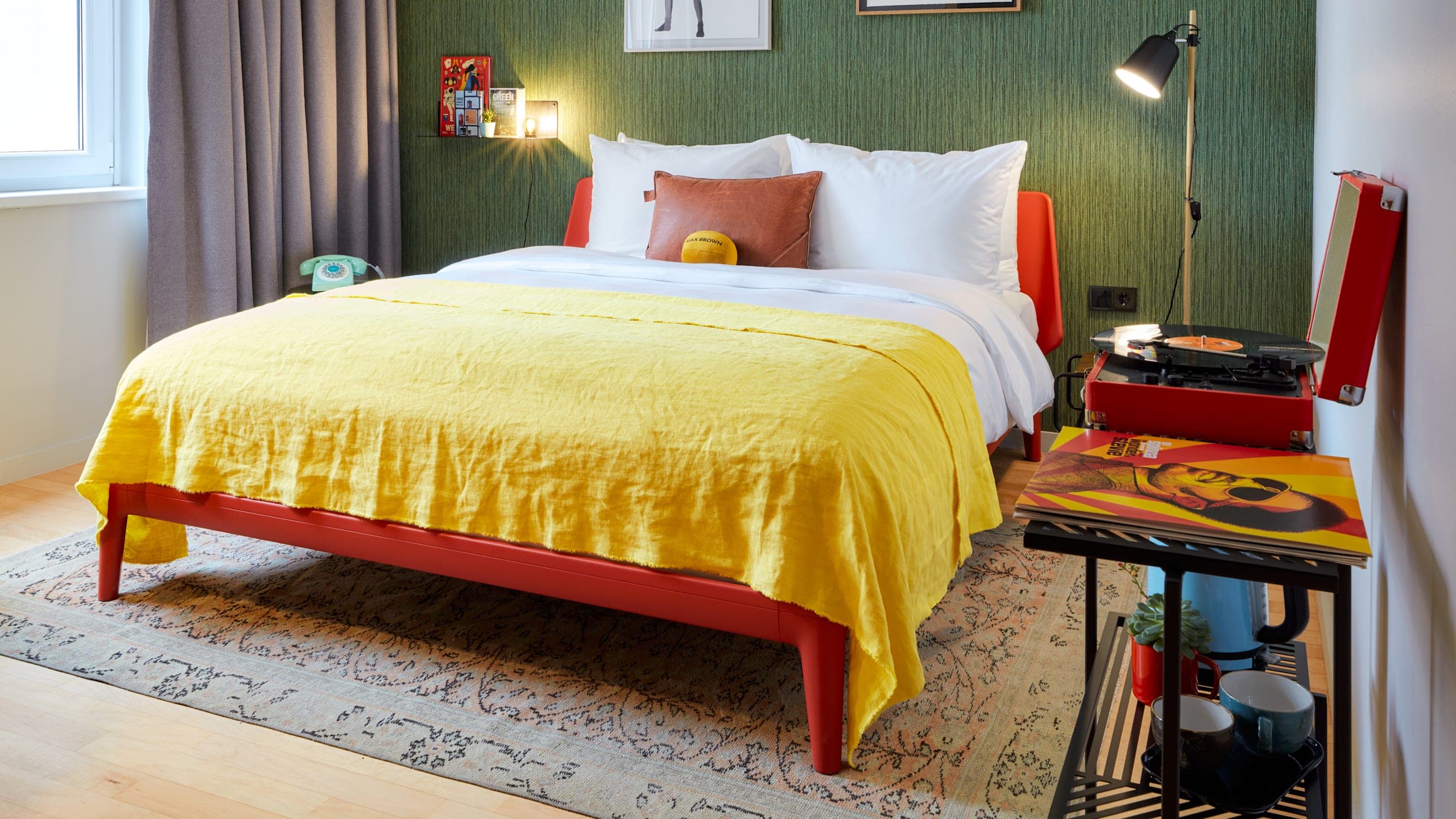 Small Room - Image 2