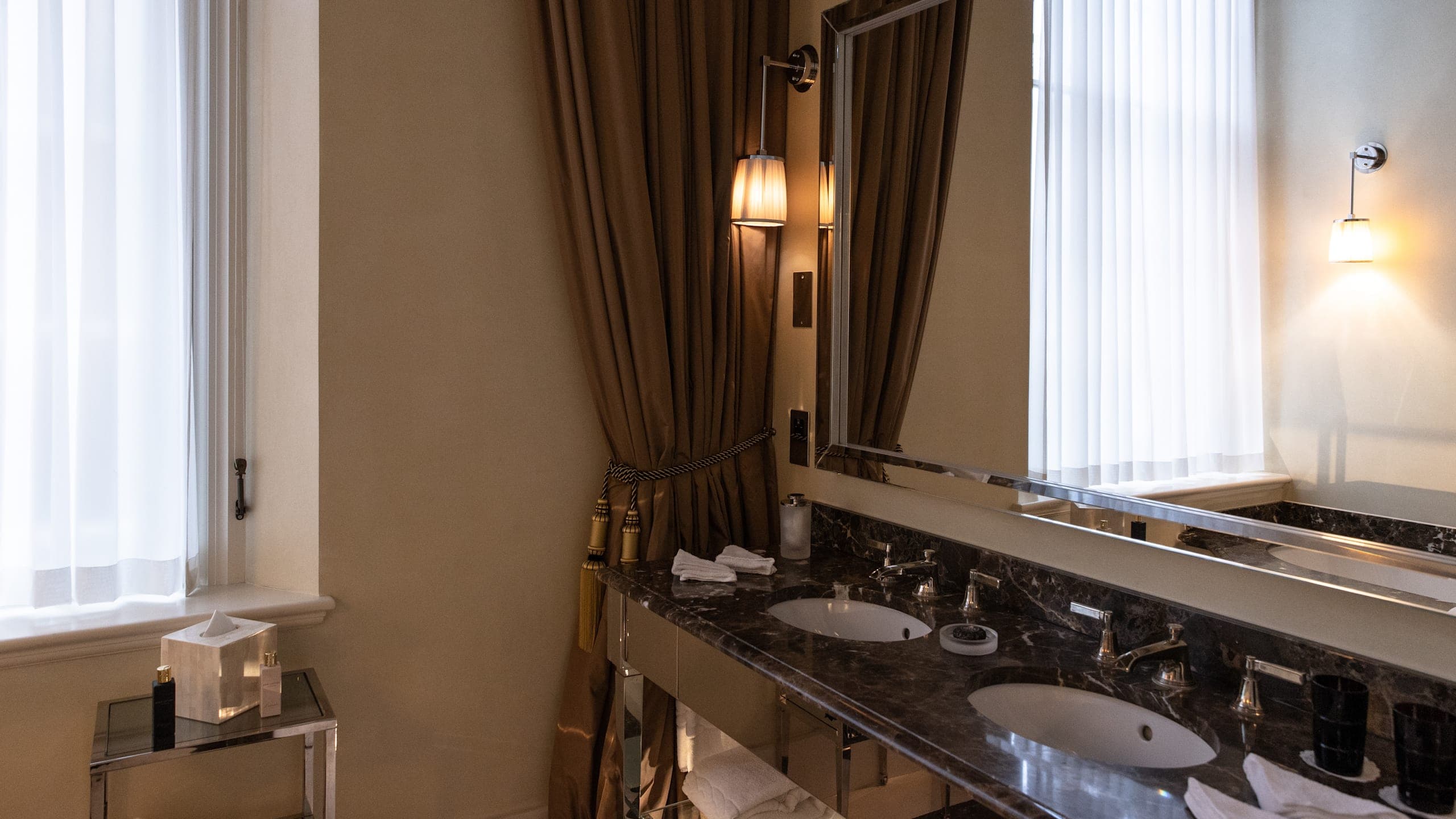 Superior Room - Image 3