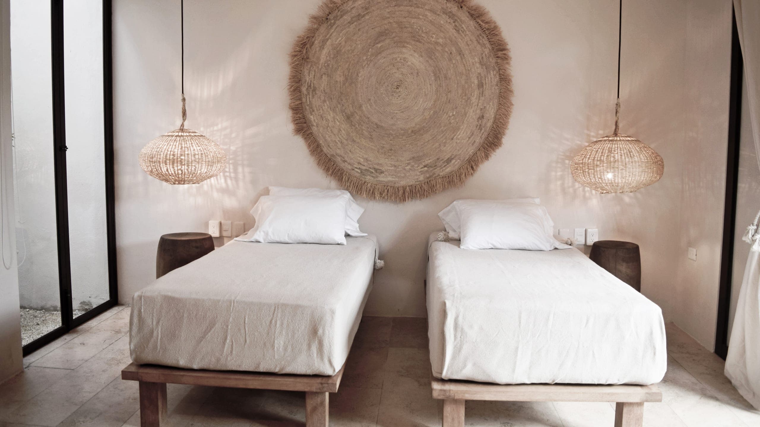 Jungle Twin Room - Image 4