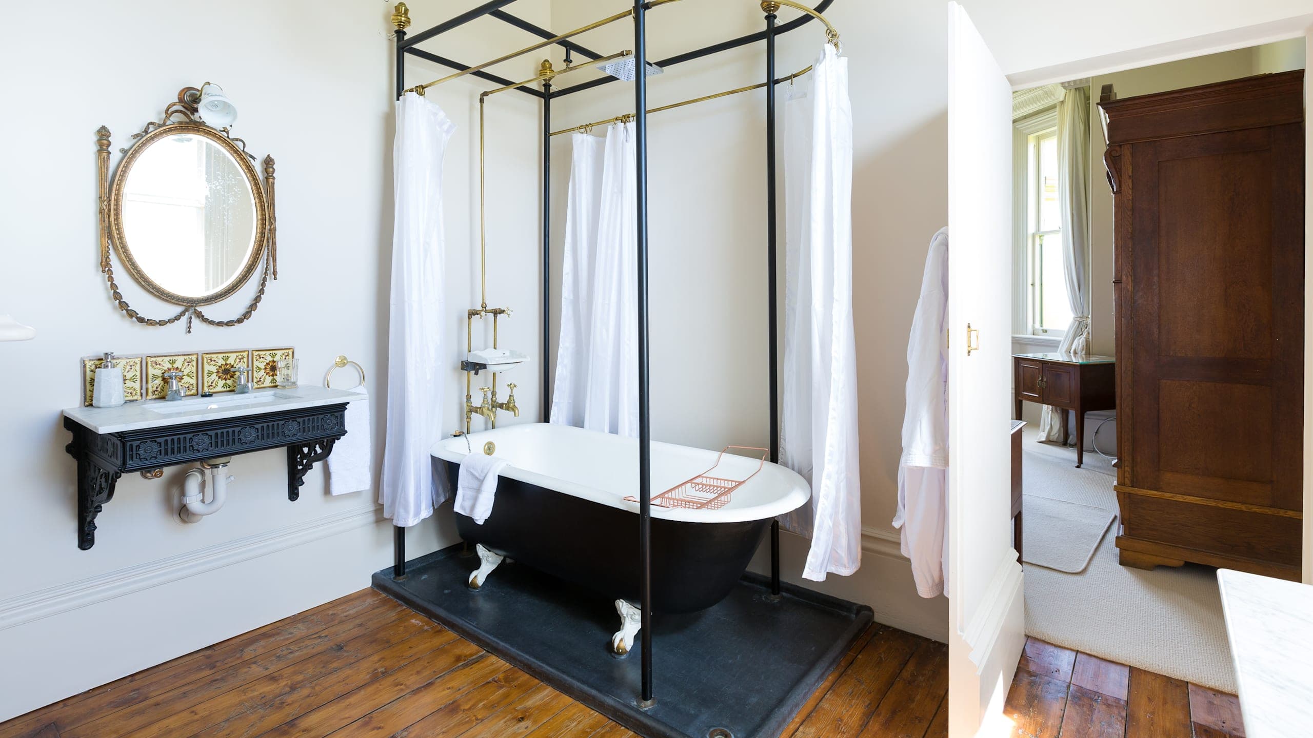 Mary Spode's Room - Image 5