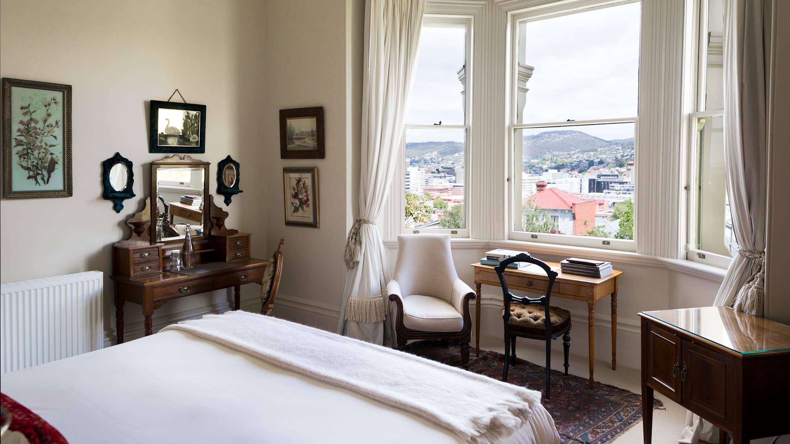 Mary Spode's Room - Image 3