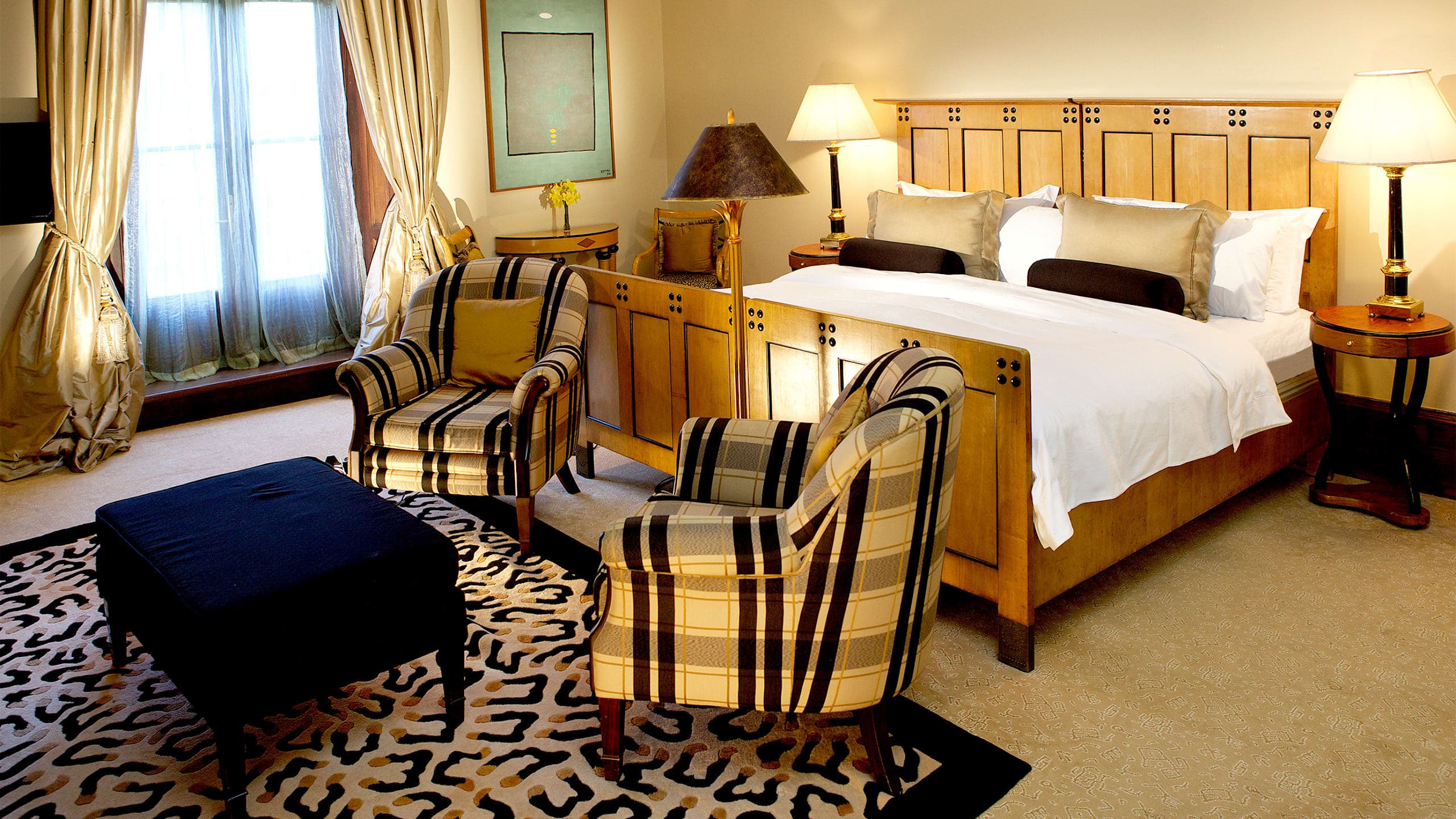 Signature Suite - Image 6