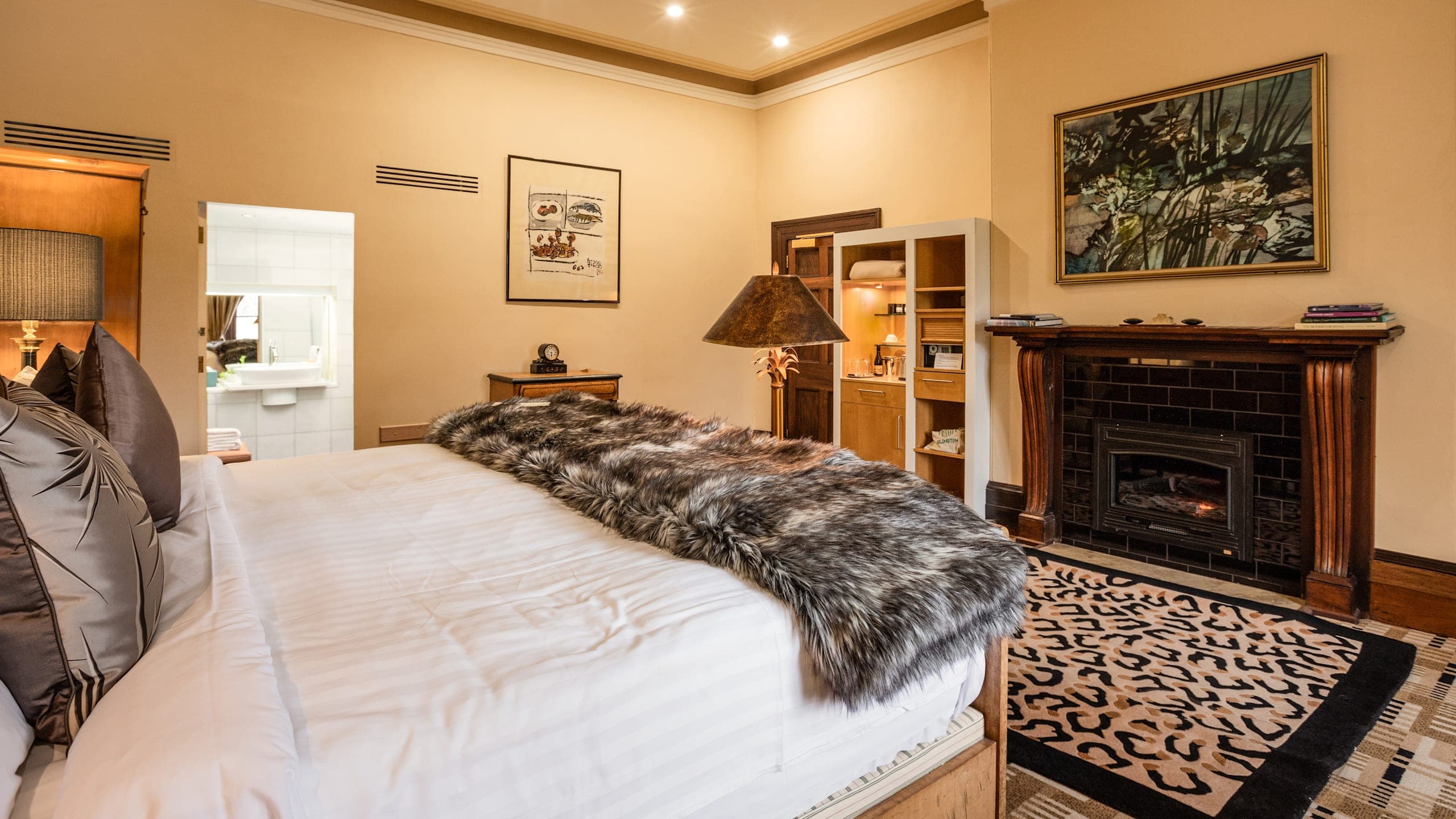 Signature Suite - Image 3