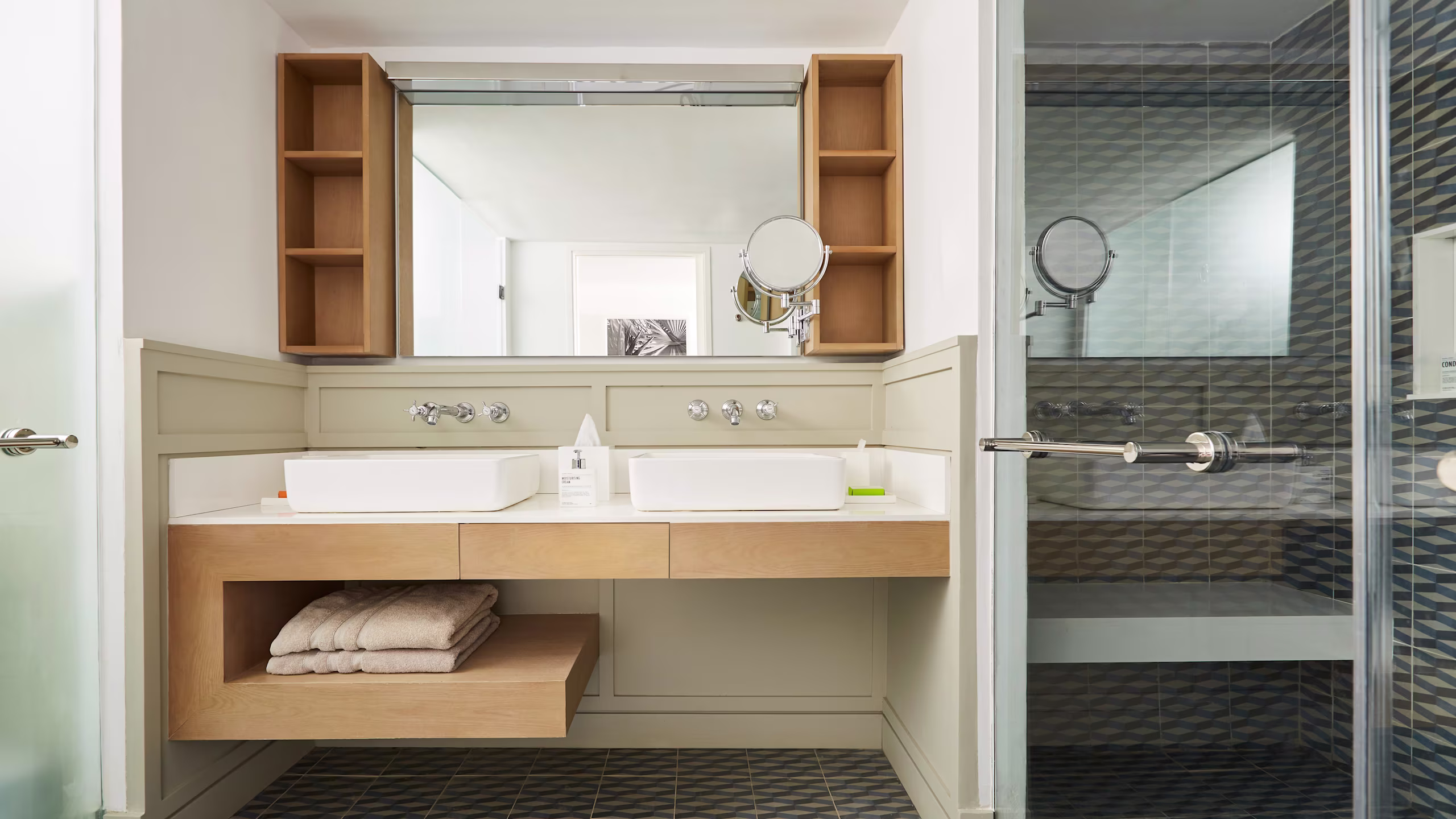 Lux Grand Gaube - Image 3