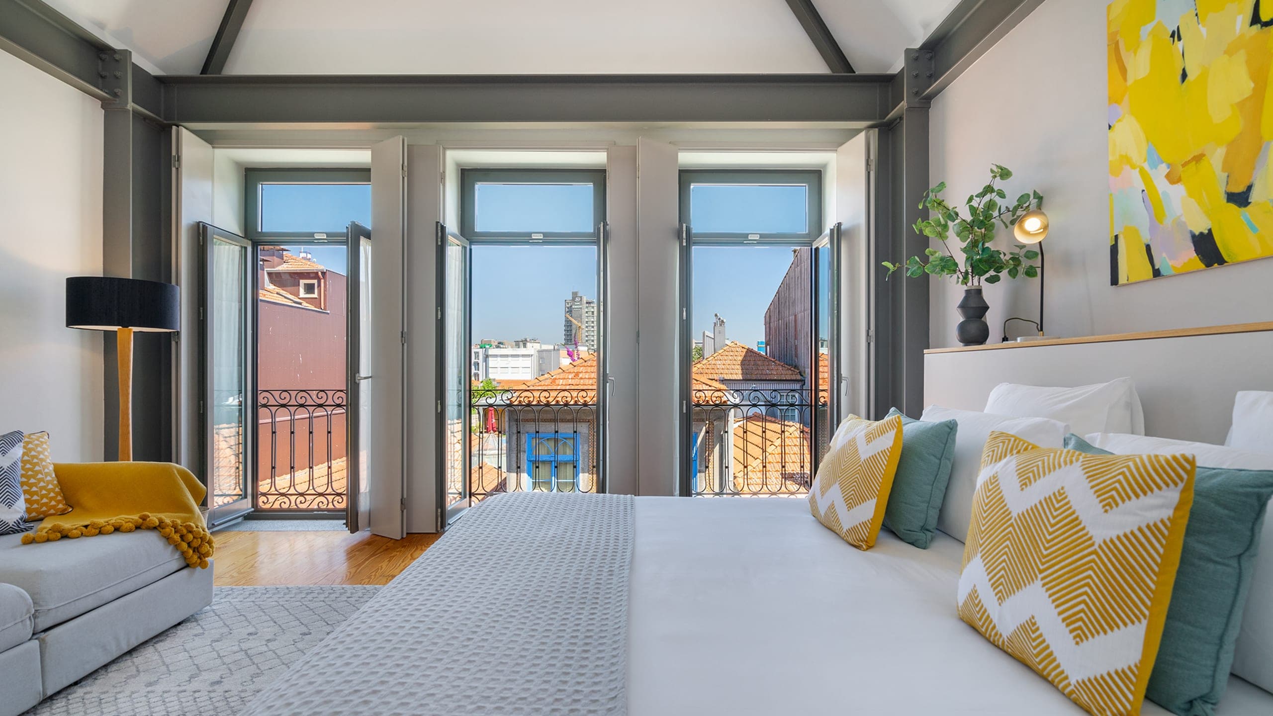 City View Suite (Third Floor) - Image 3