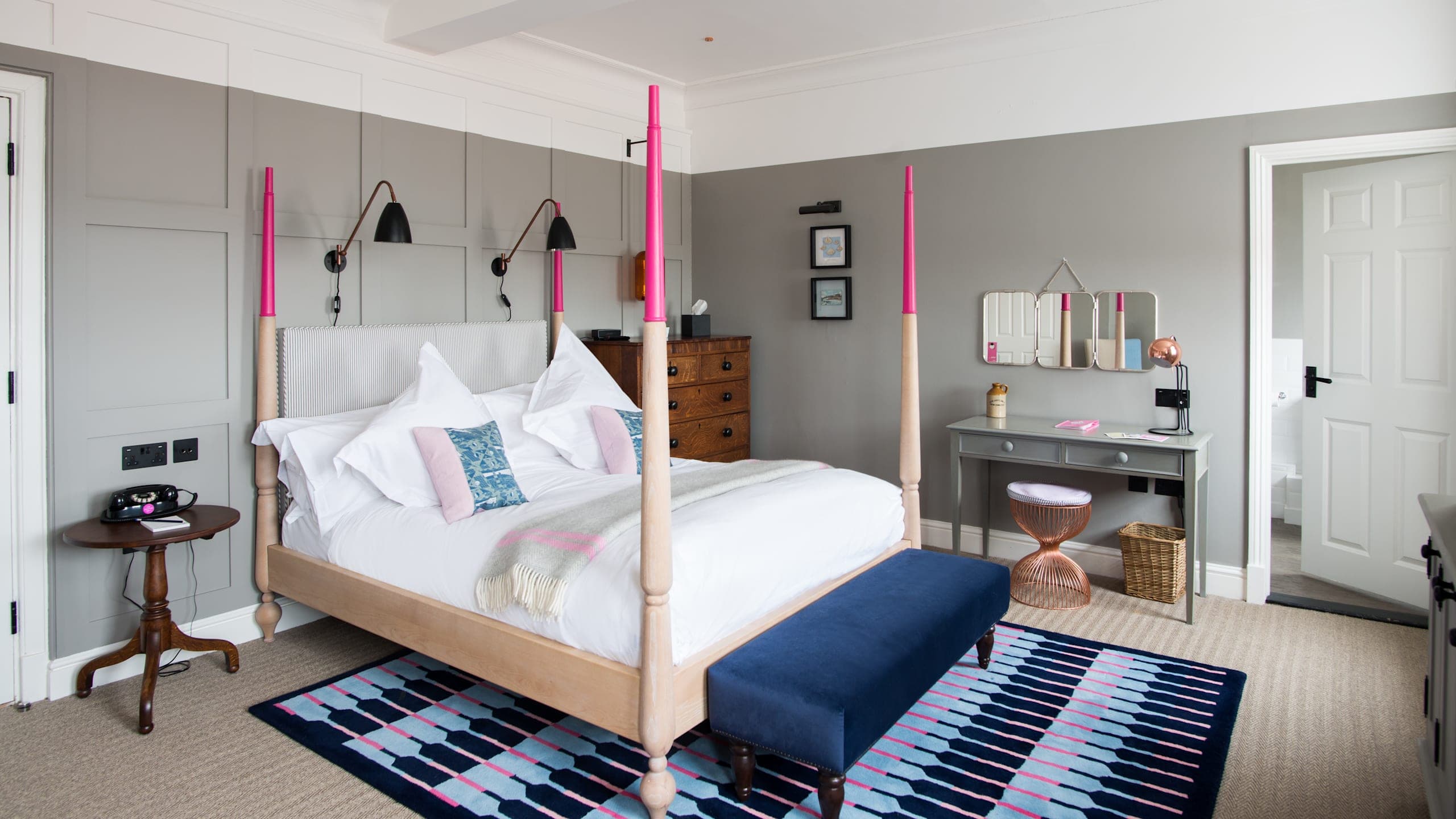Fabulous Double Room - Image 6