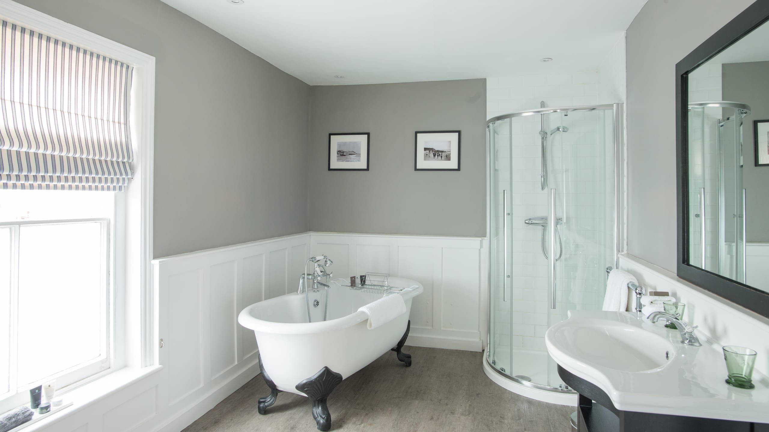 Fabulous Double Room - Image 2