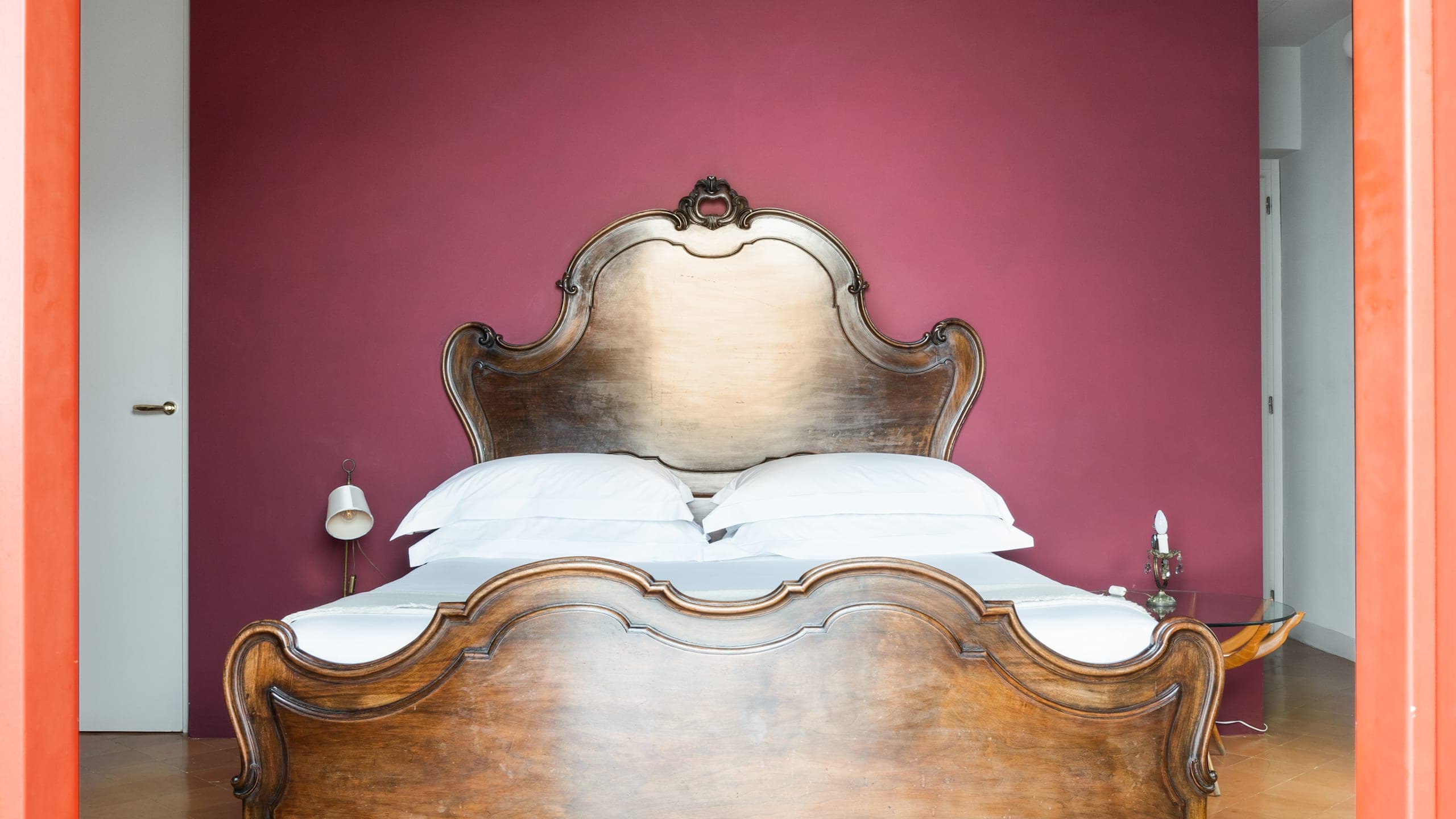 Deluxe Room With Balcony - Image 14