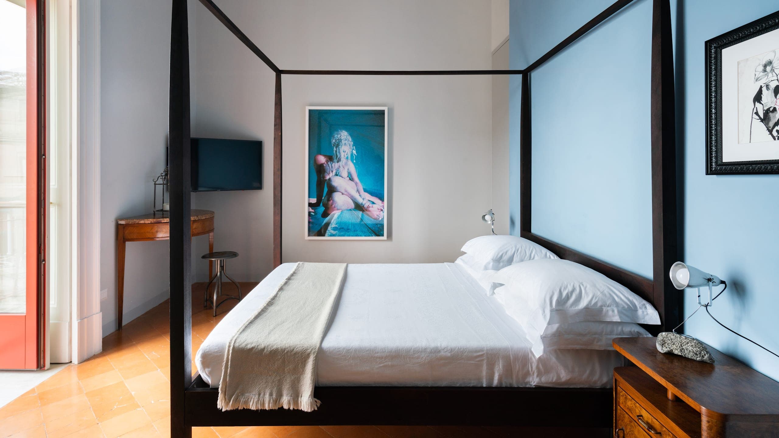 Deluxe Room With Balcony - Image 9