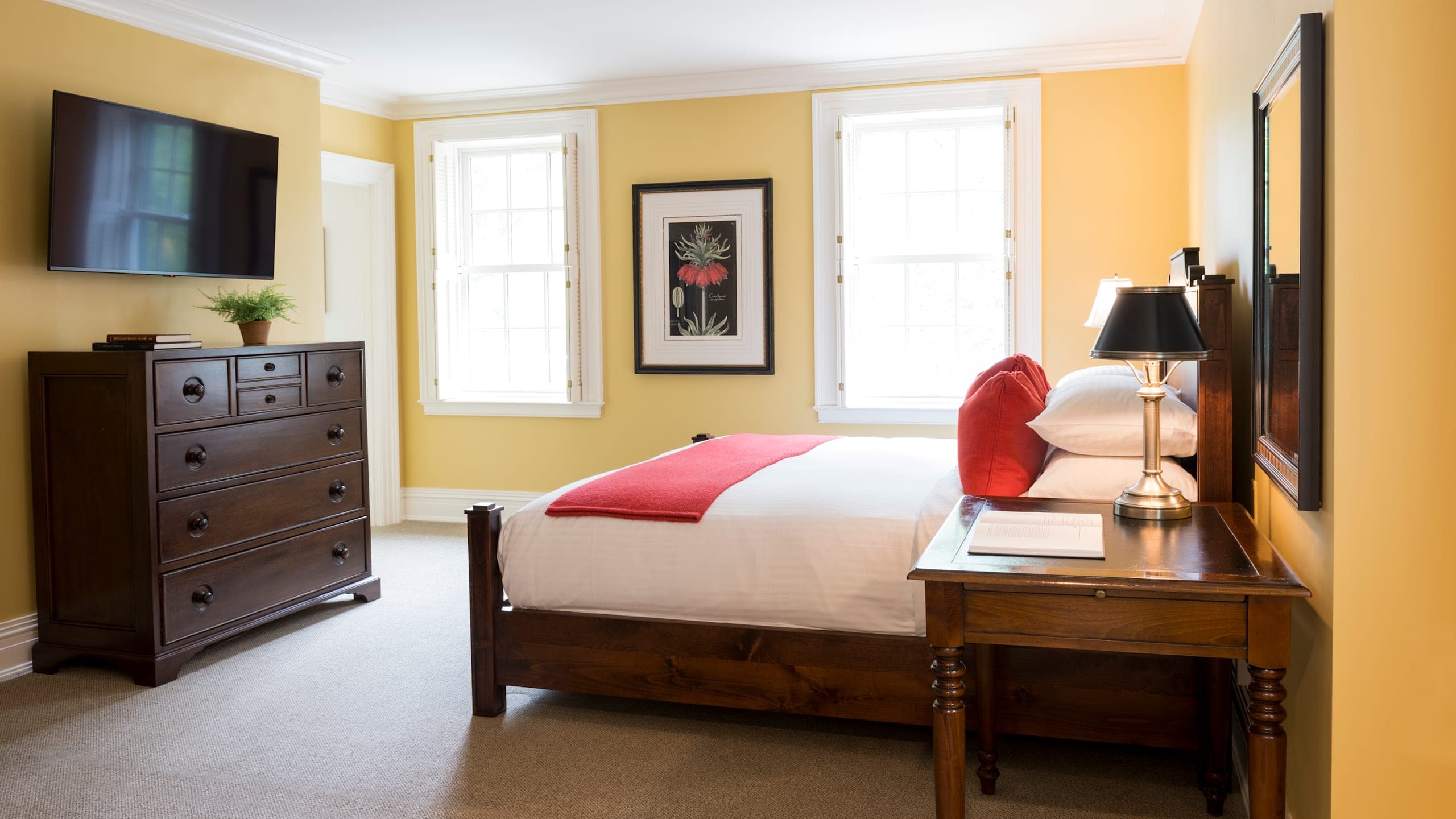 The Inns of Aurora - Image 5