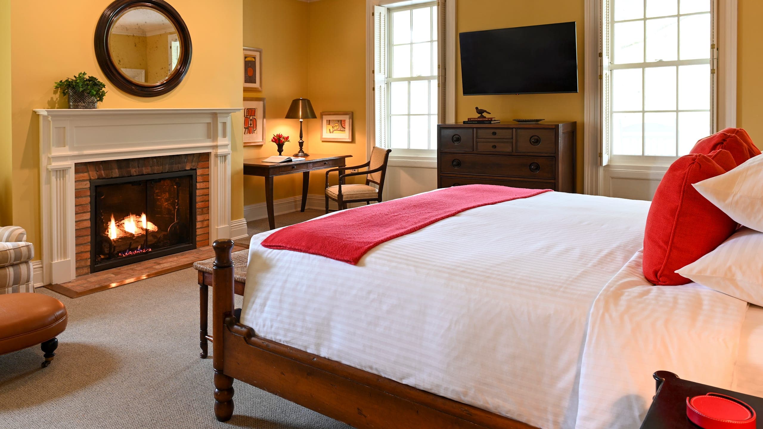 The Inns of Aurora - Image 4