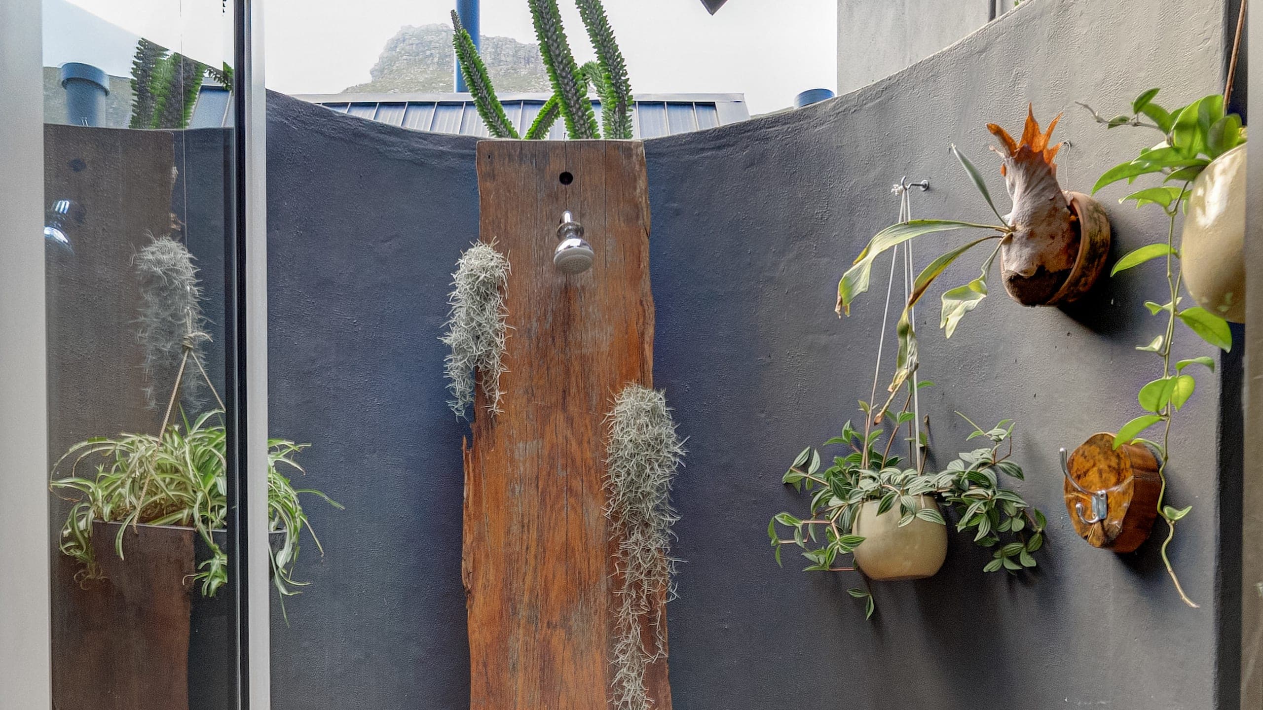 Deluxe Garden Room (Maison Noir) - Image 5