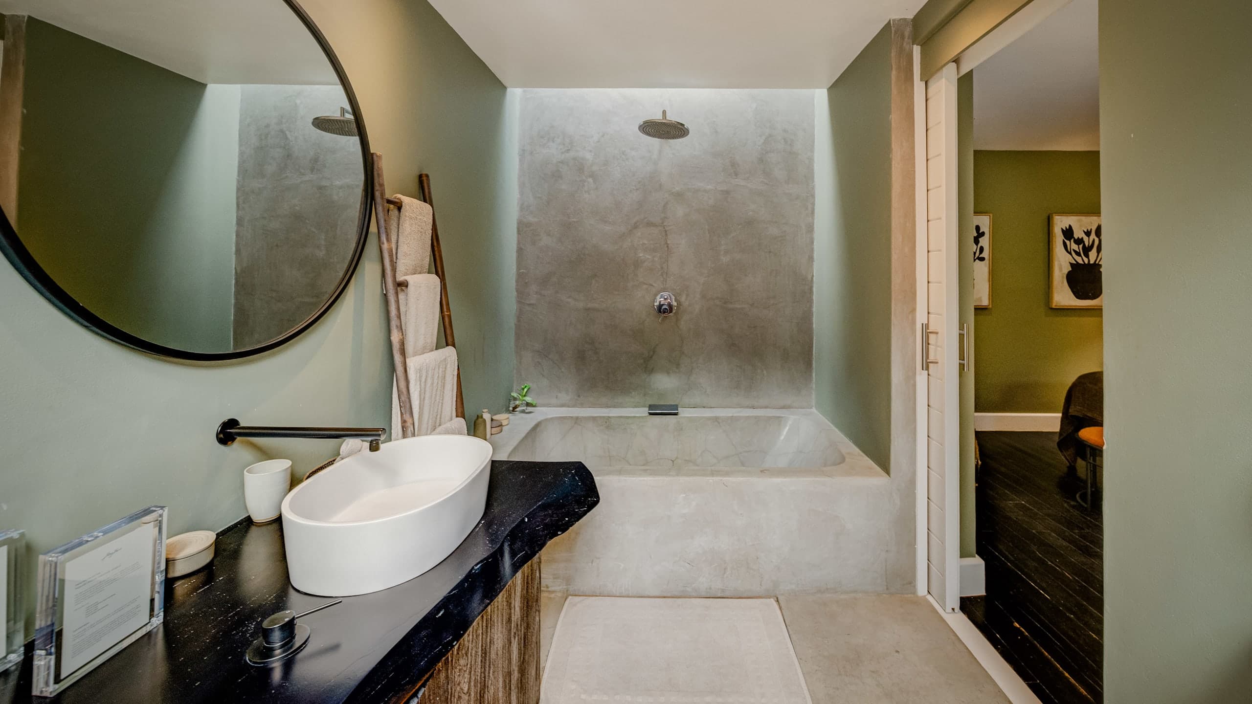 Deluxe Garden Room (Maison Noir) - Image 4