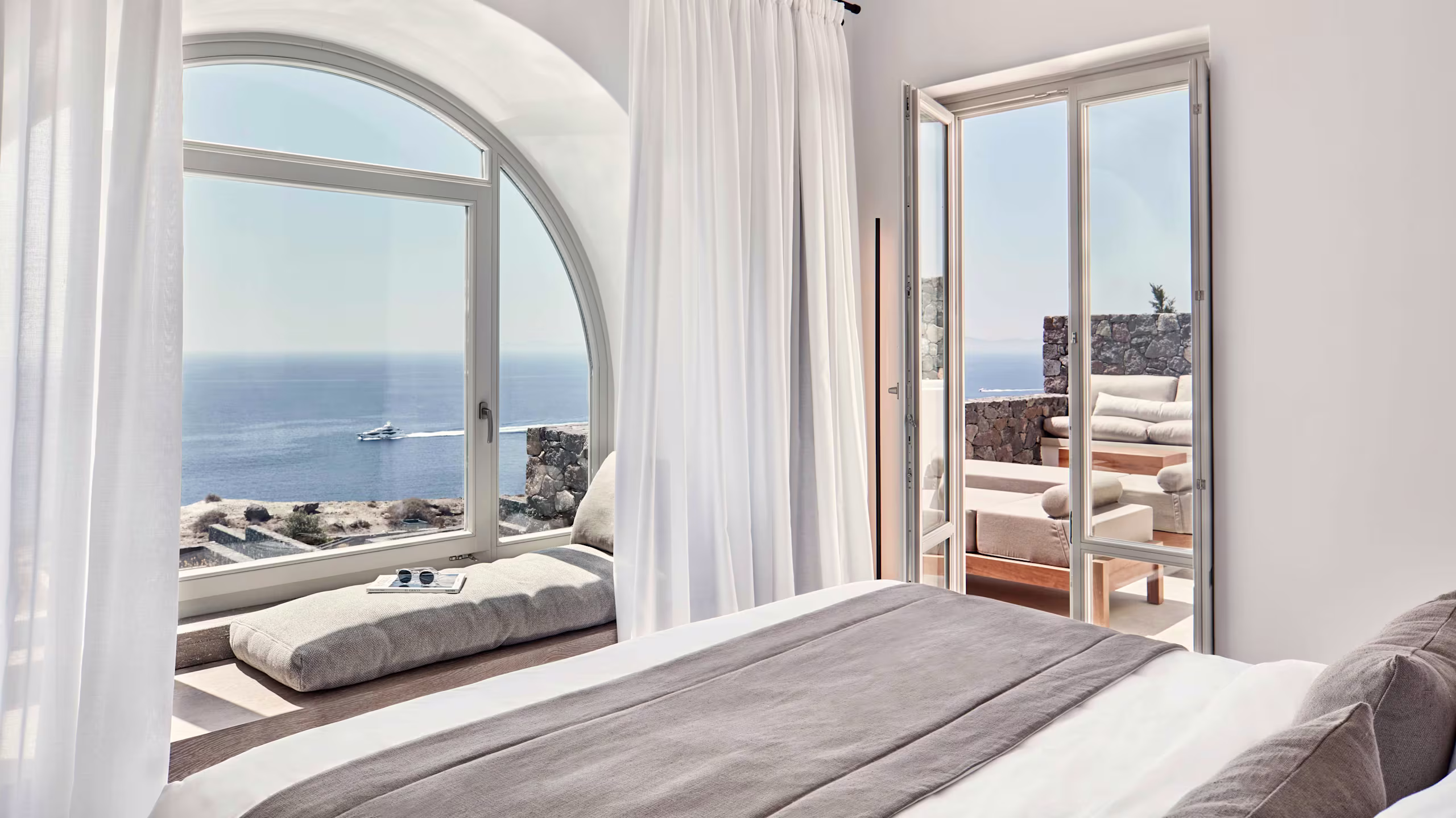 Honeymoon Suite with Plunge Pool - Image 7