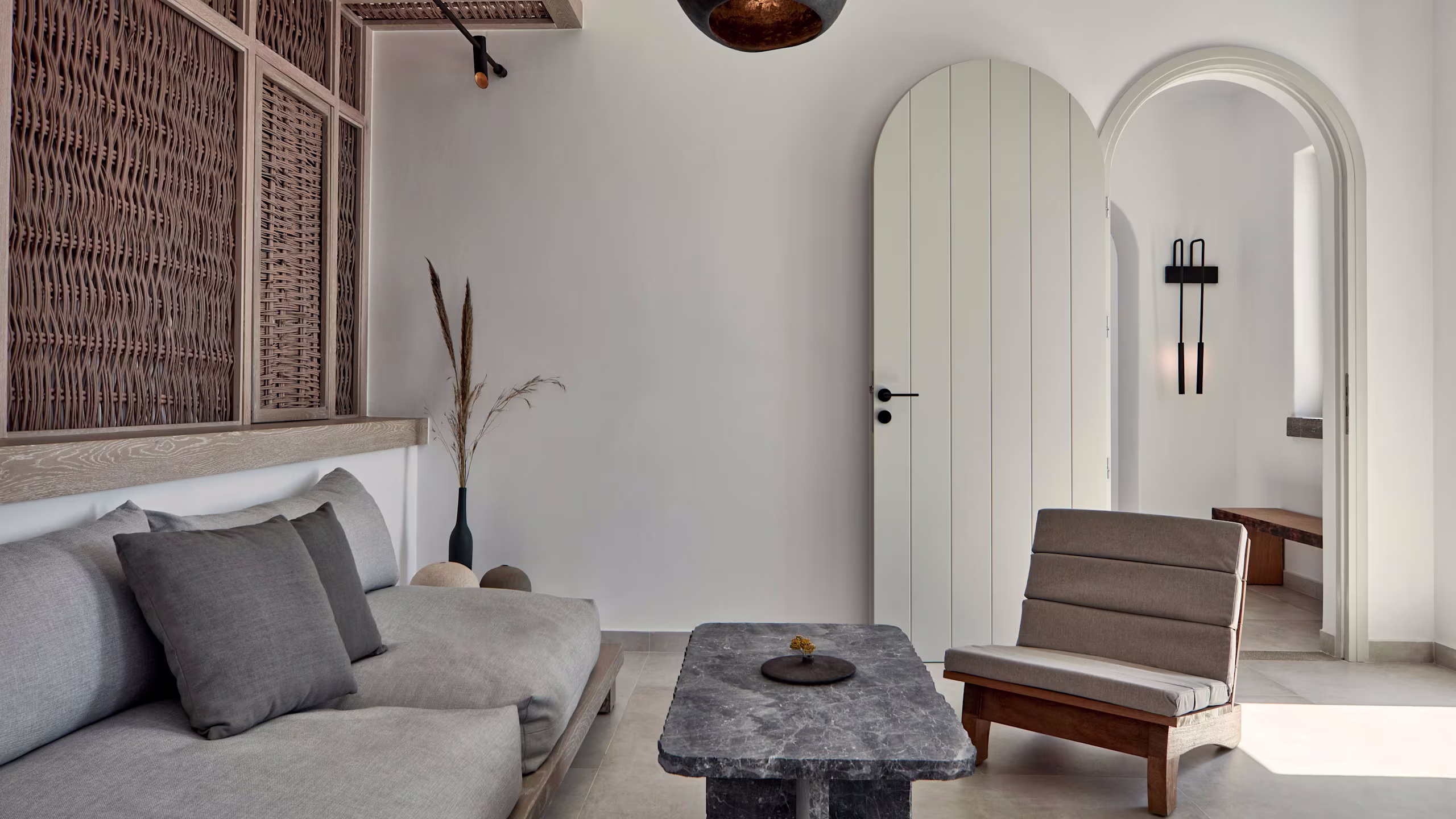 Honeymoon Suite with Plunge Pool - Image 4