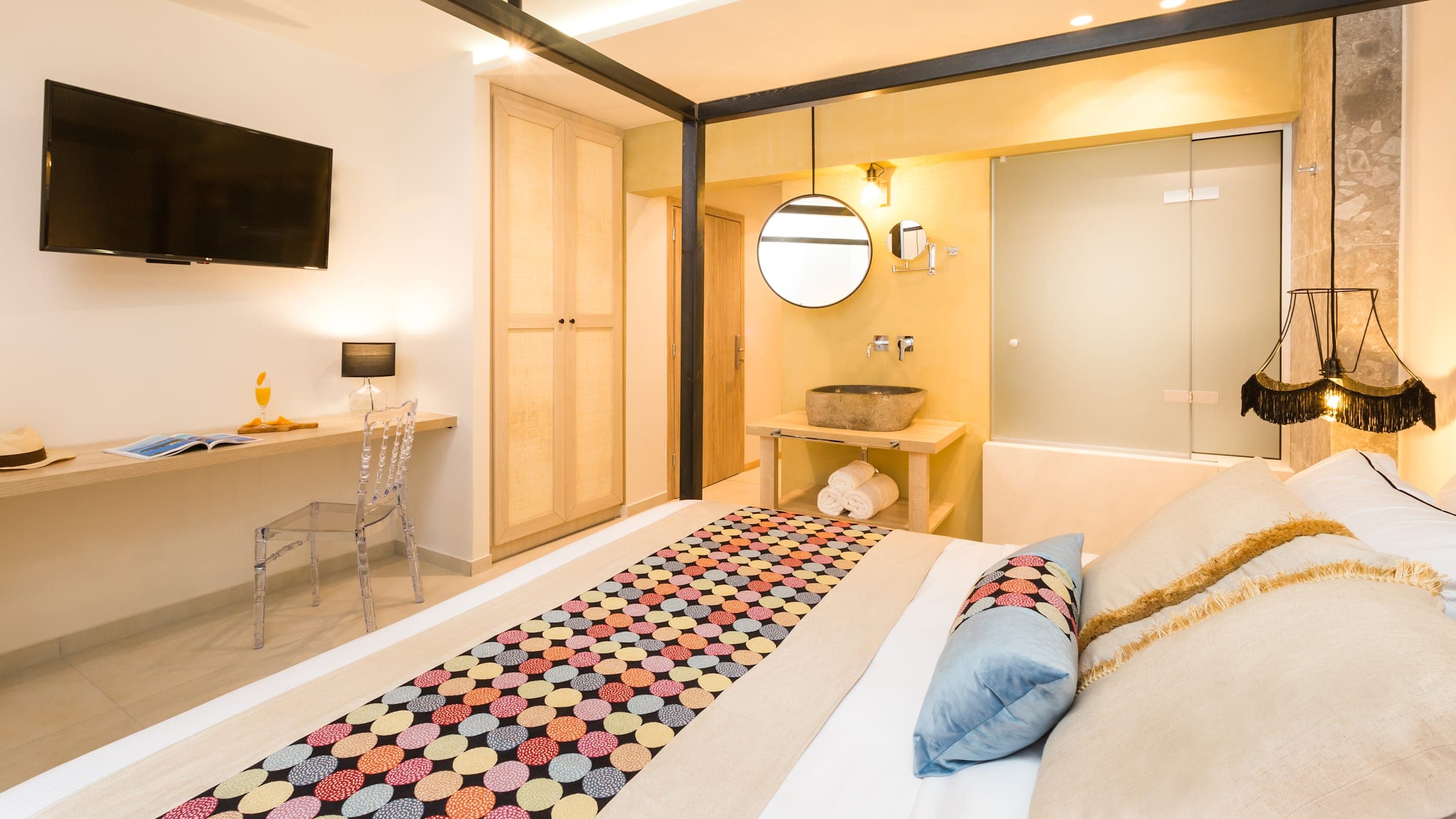 Ground floor Suite with Jacuzzi - Image 2
