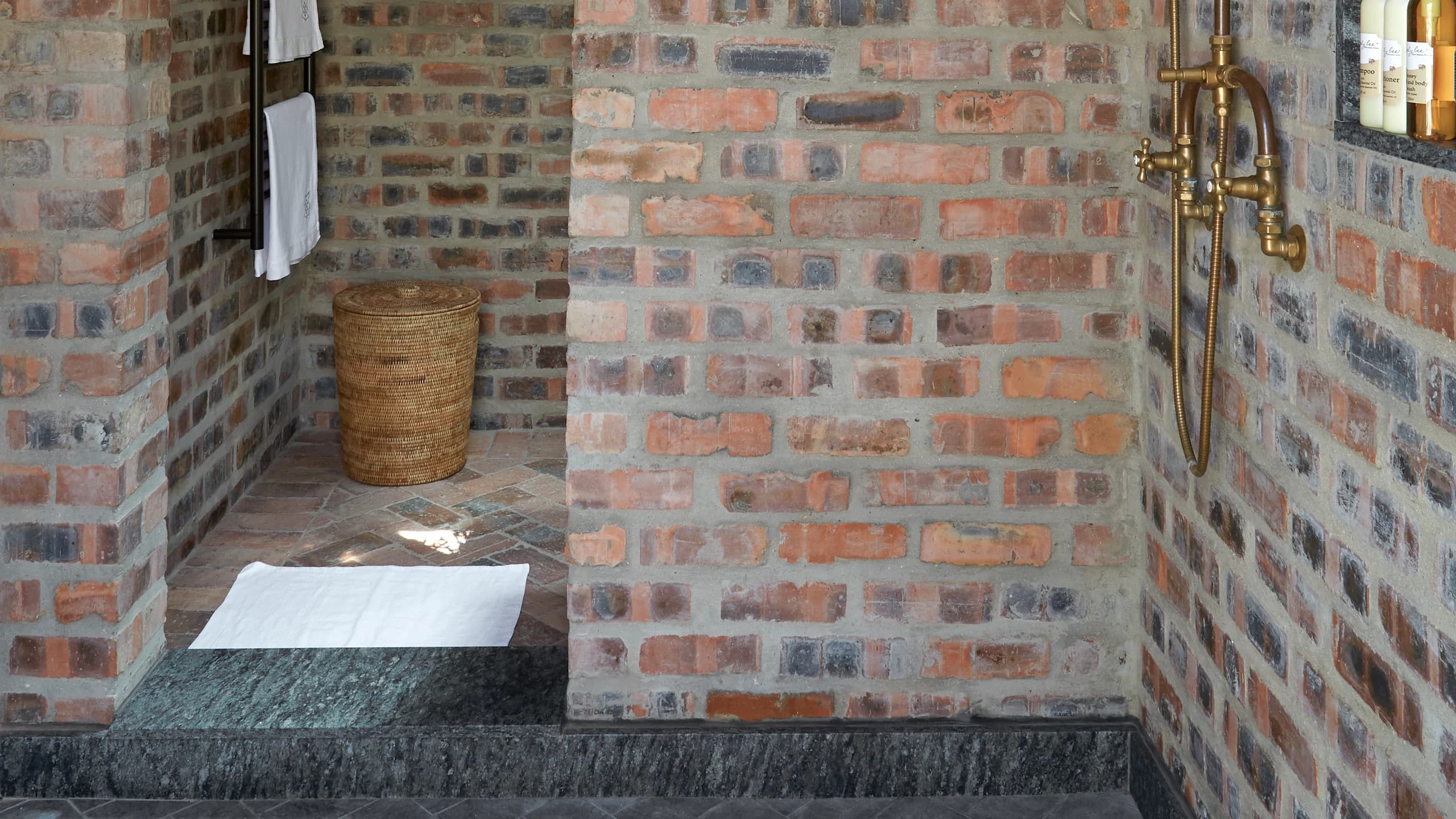 Valley Suite - Image 7