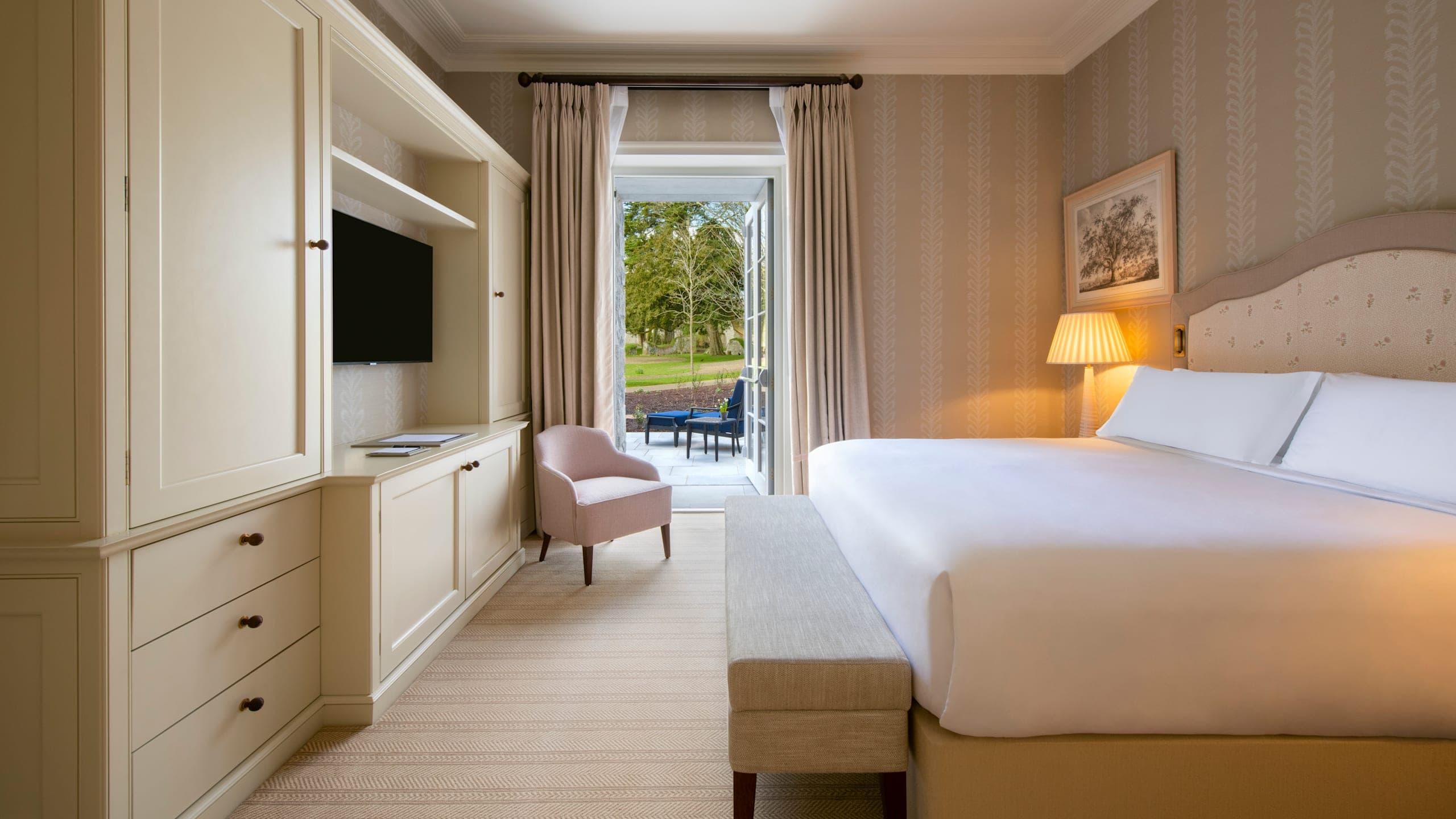 Garden Wing Suite - Image 2