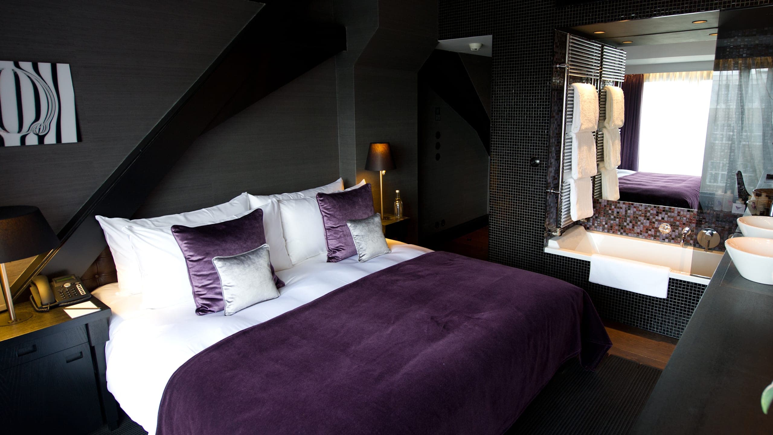 Canal House - Image 2