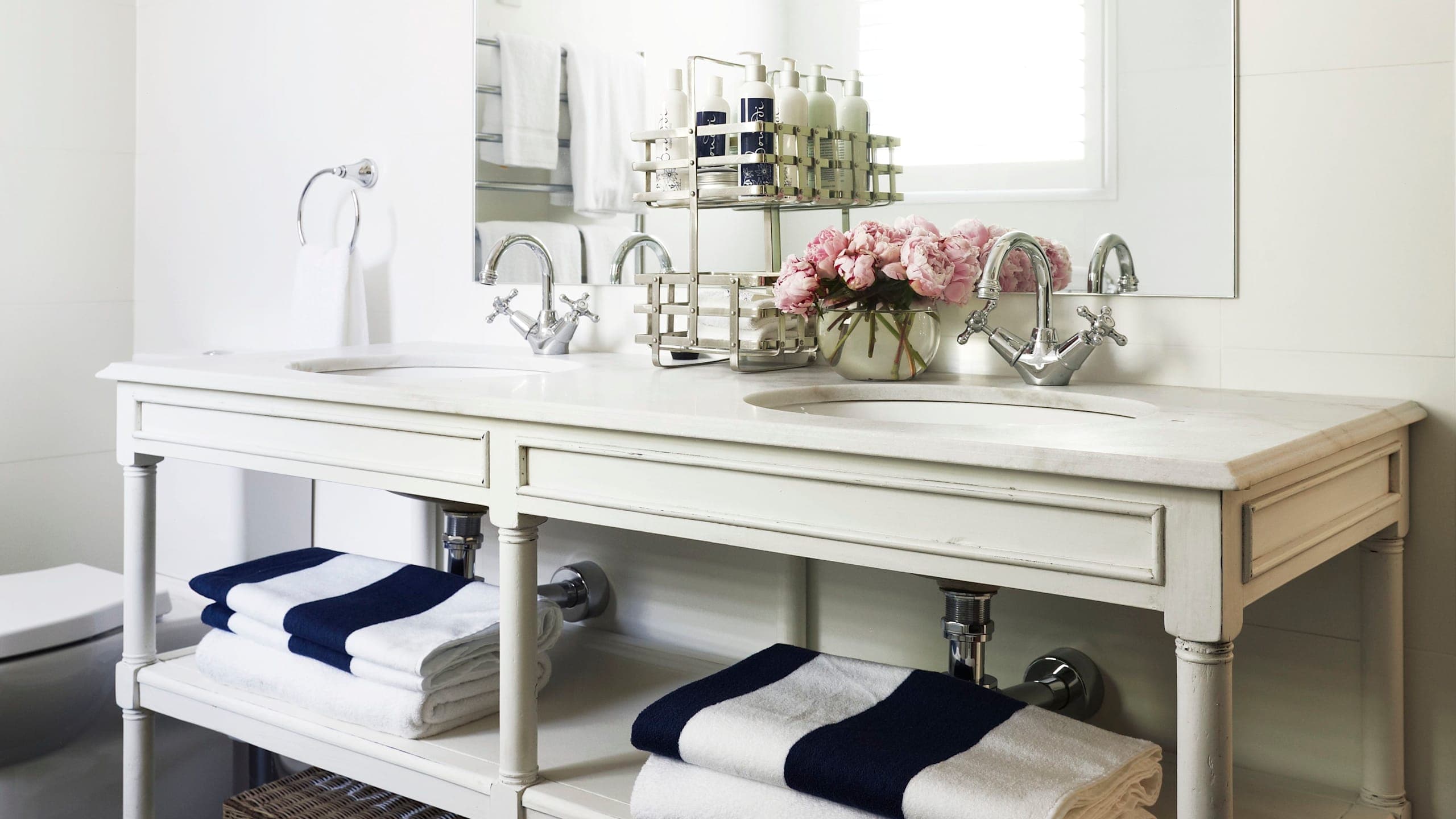 King Suite - Image 7