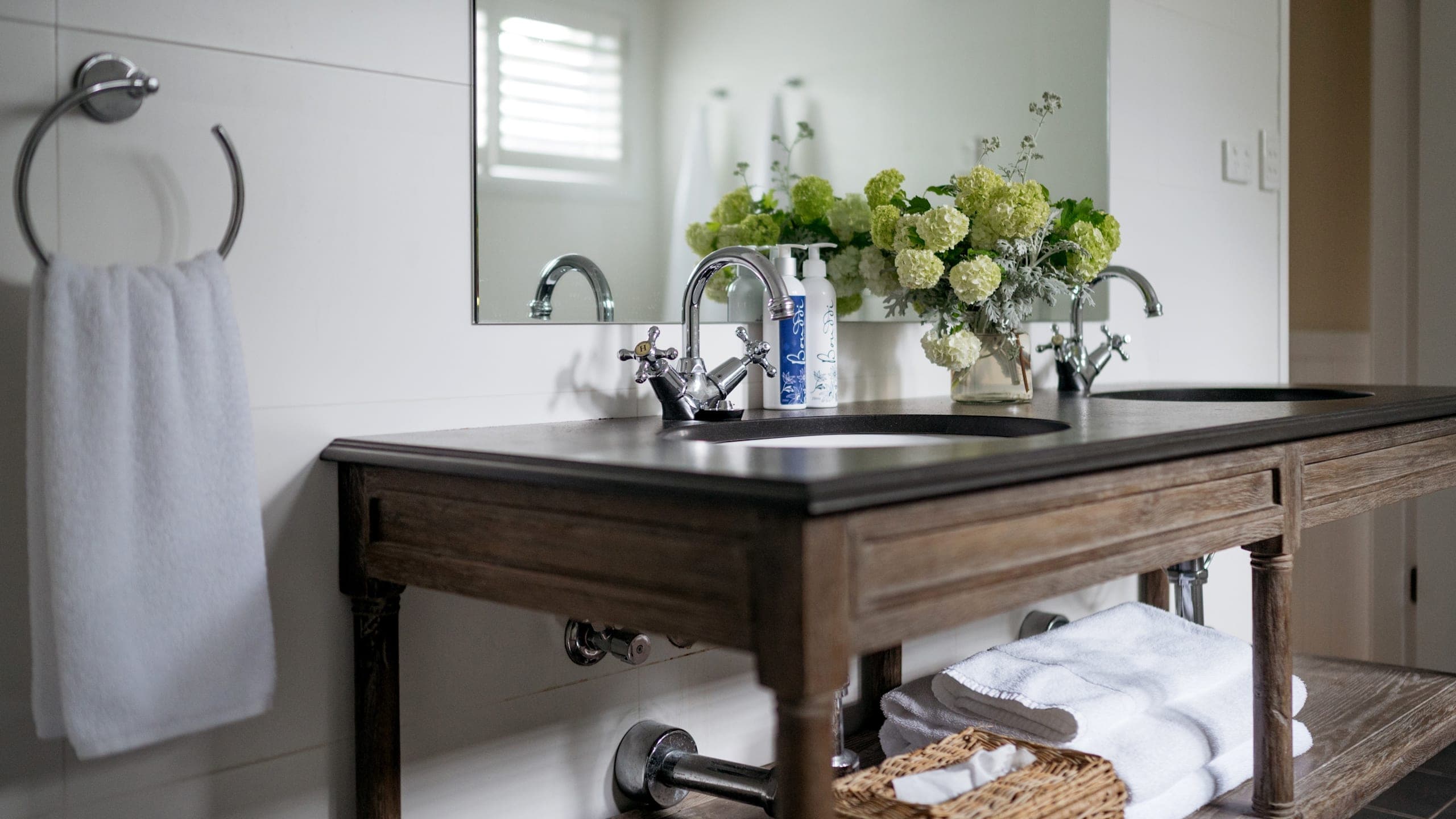 Bells at Killcare - Image 5