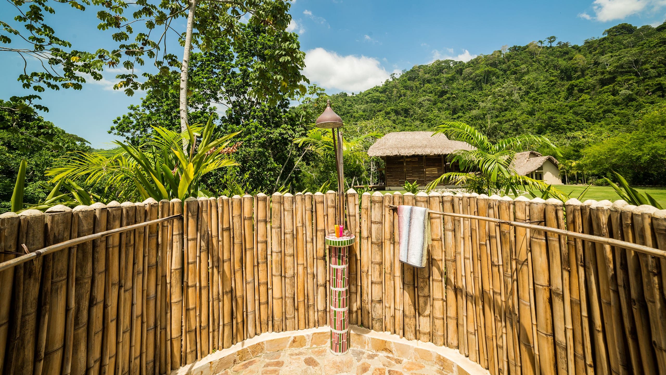 Double Queen - Image 2