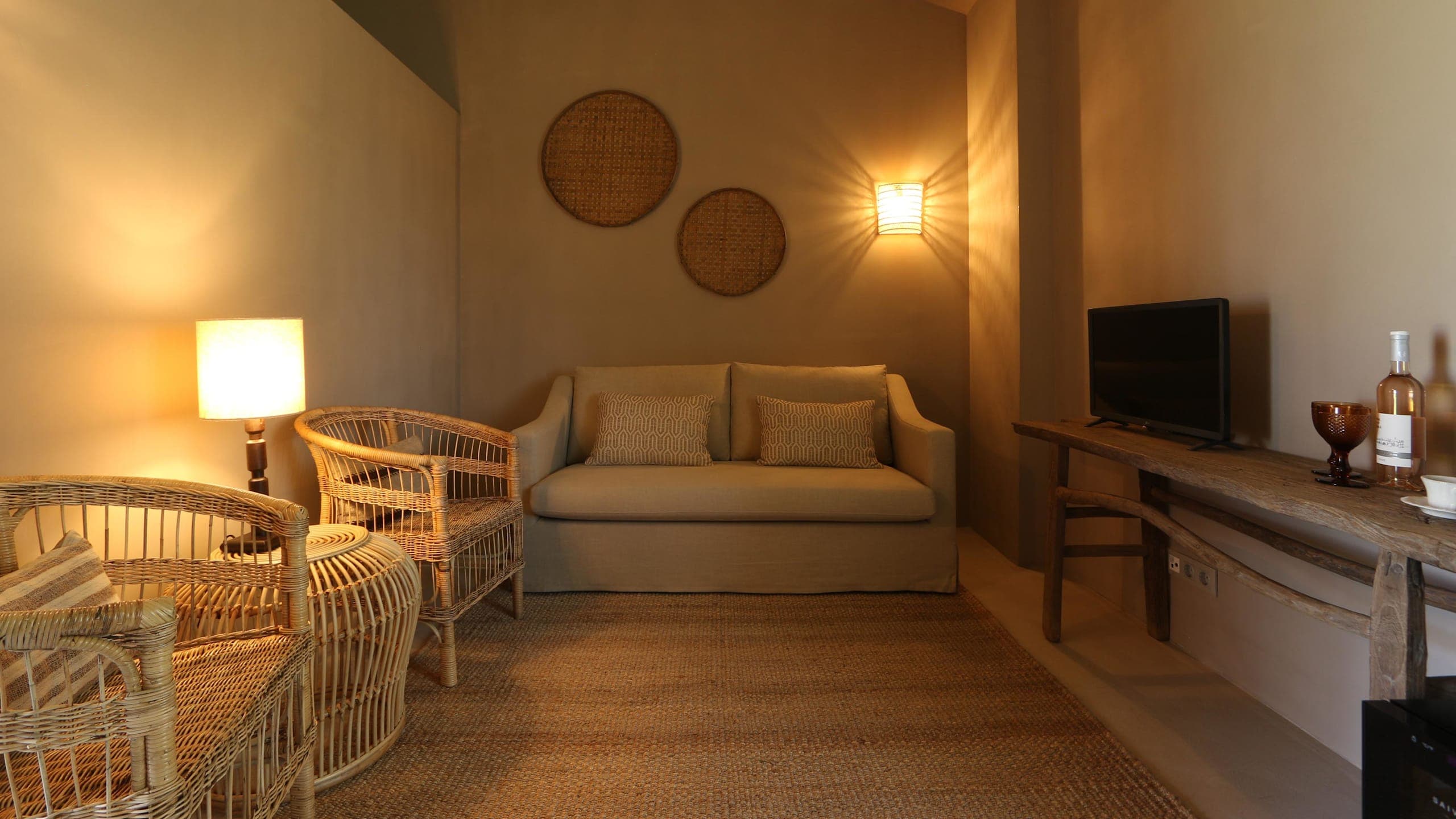 Threshing Square Suite - Image 5