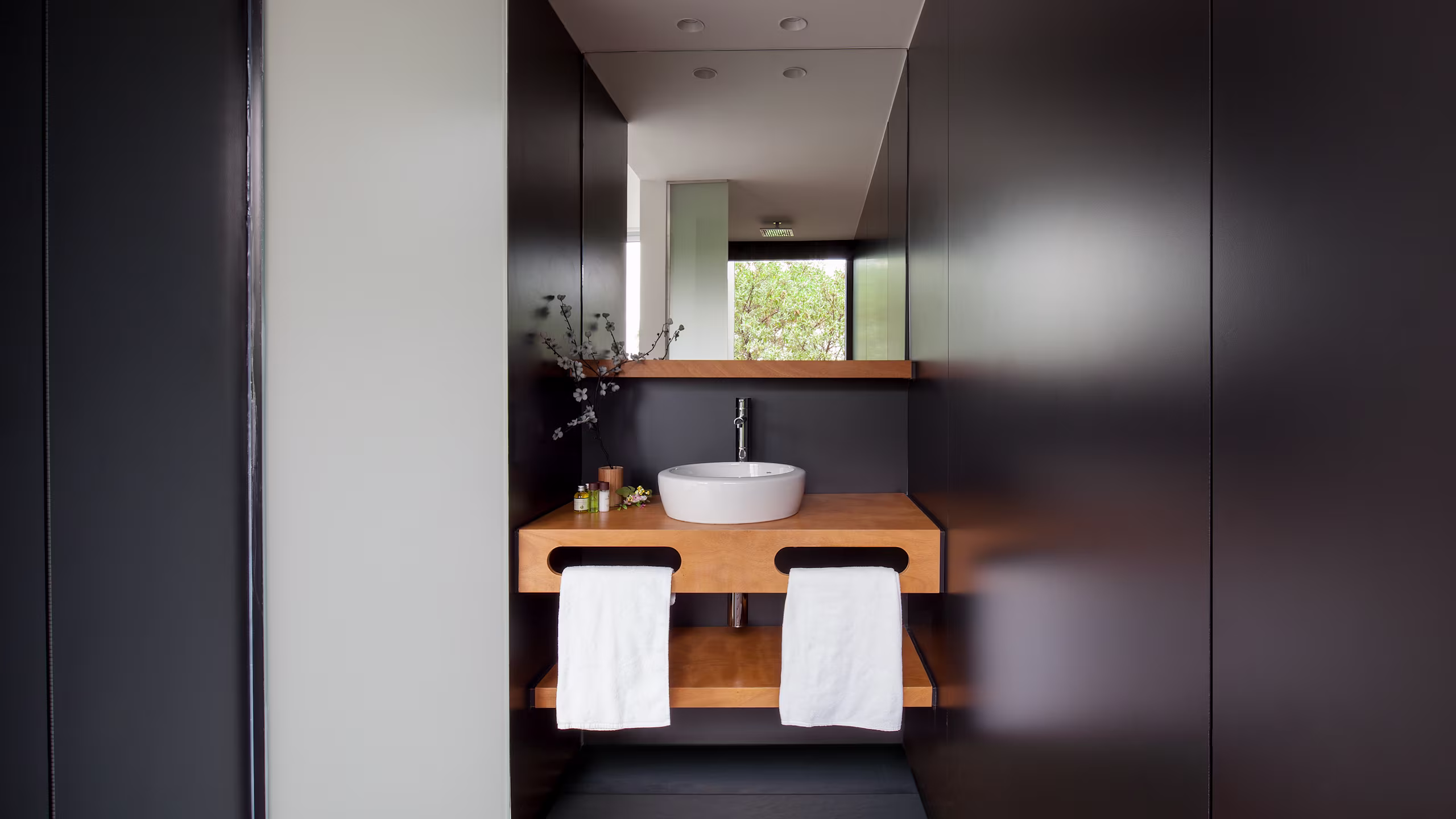 Pool Suite - Image 3