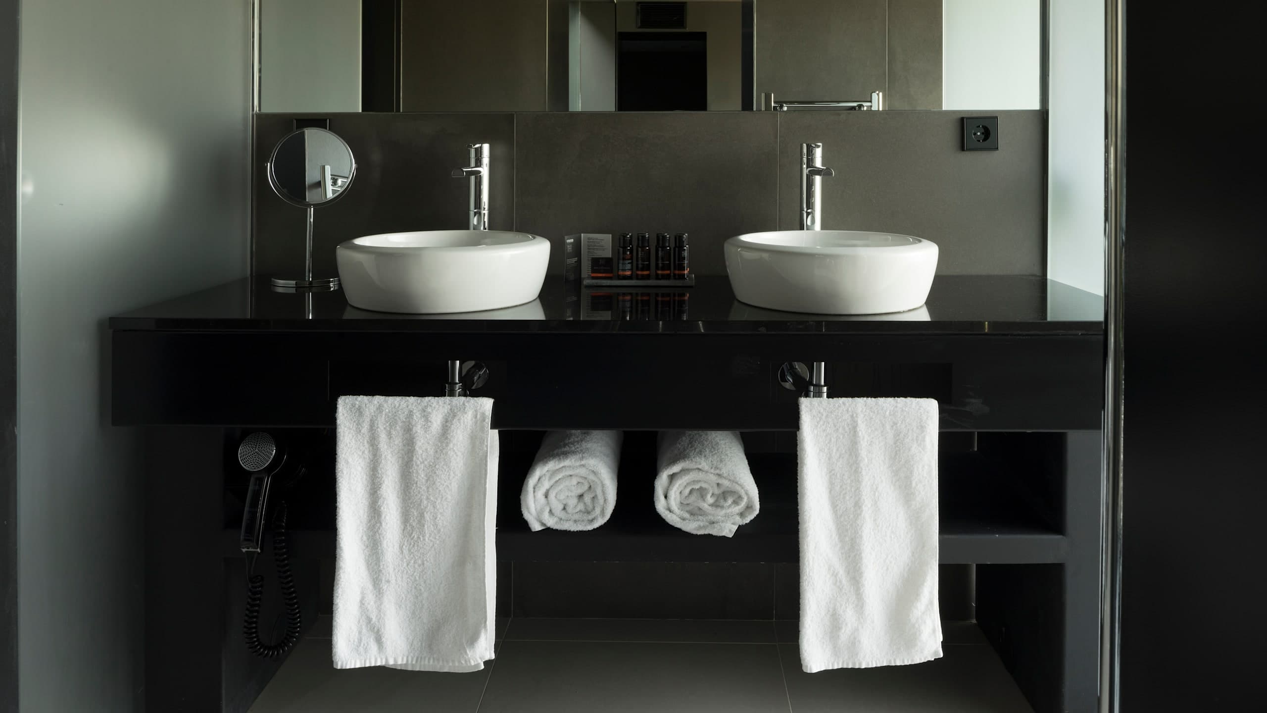 Pool Premium Villa - Image 9