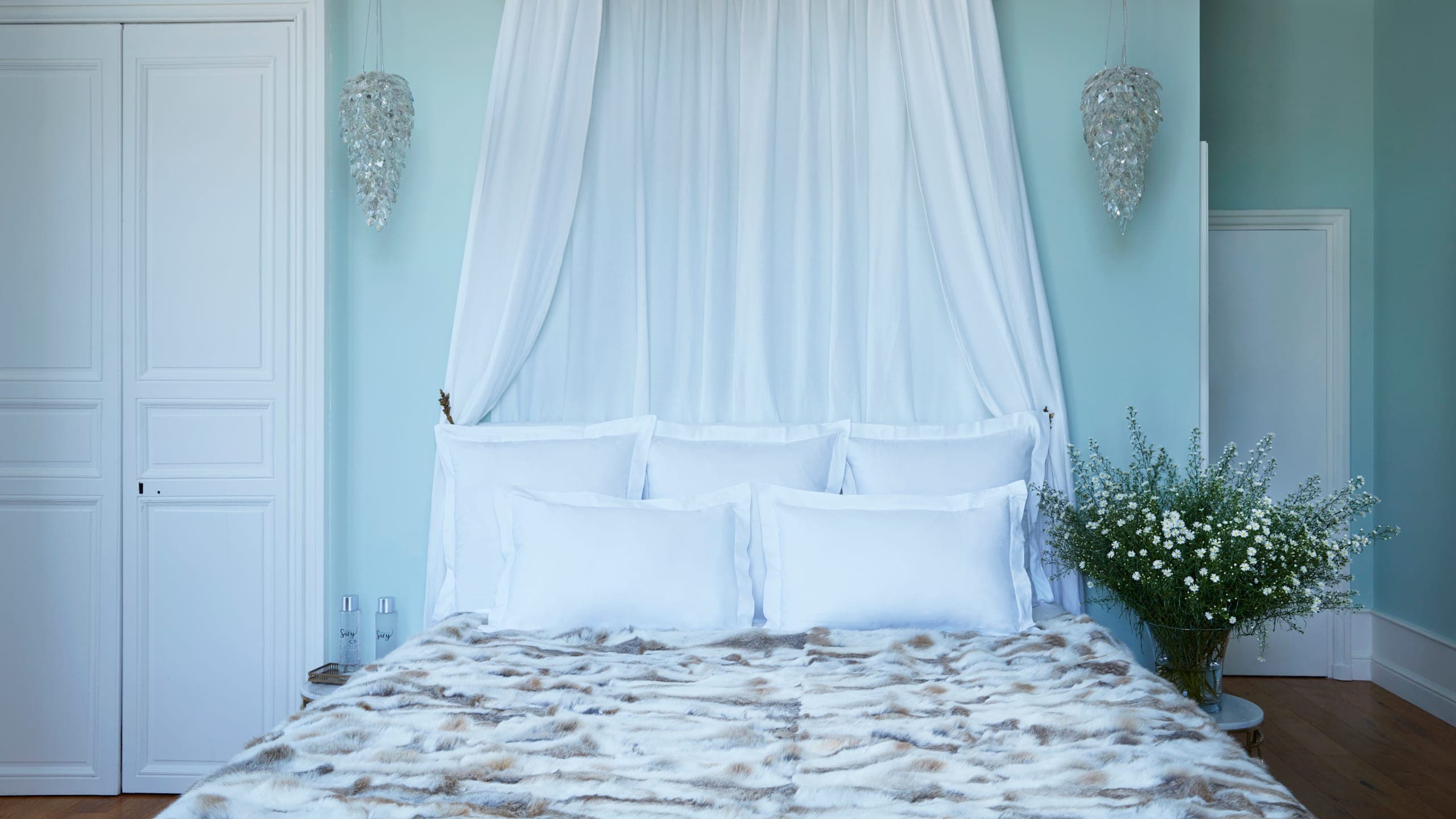 Deluxe Premium Room - Image 11