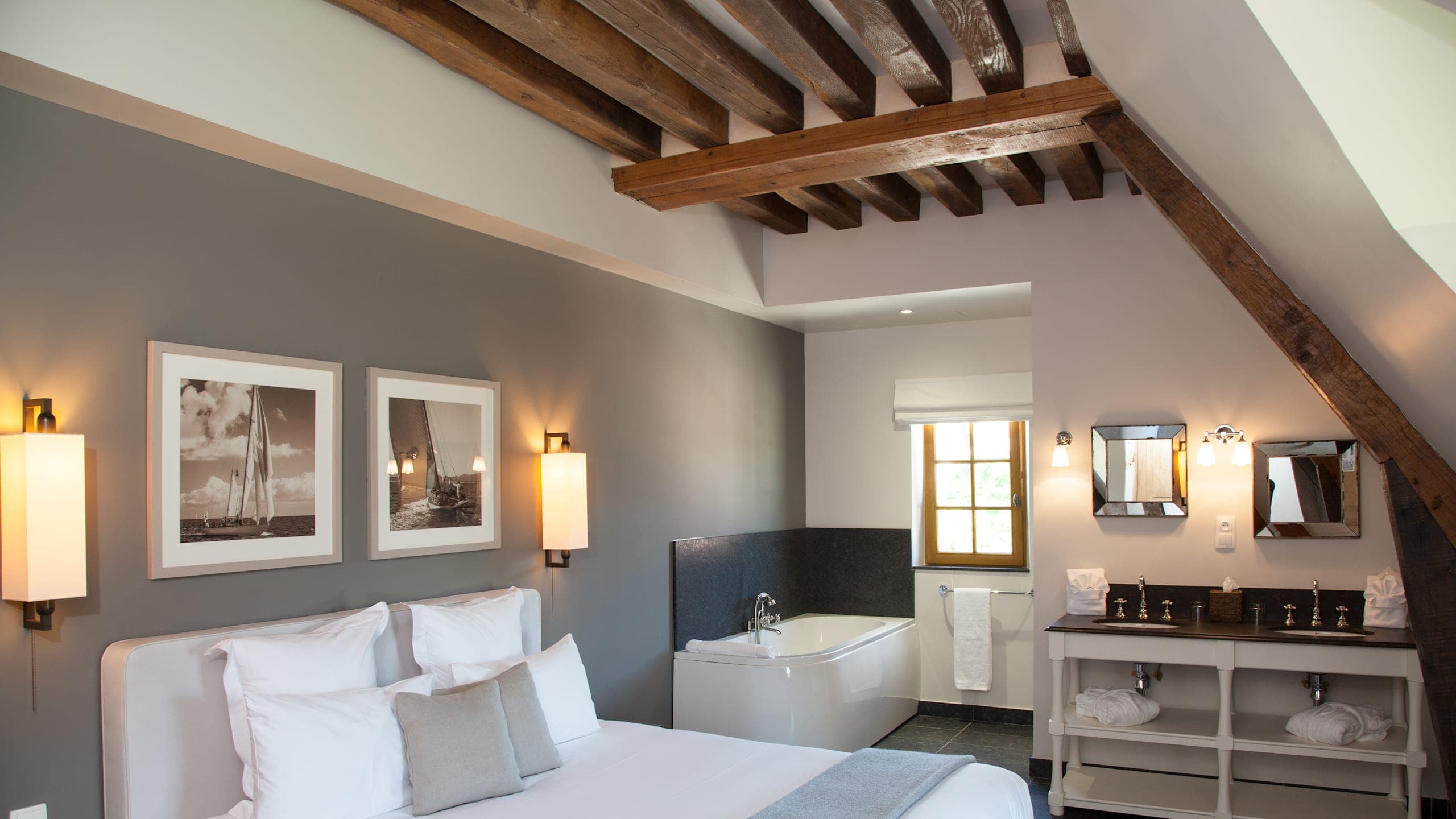 Manoir de Surville - Image 4