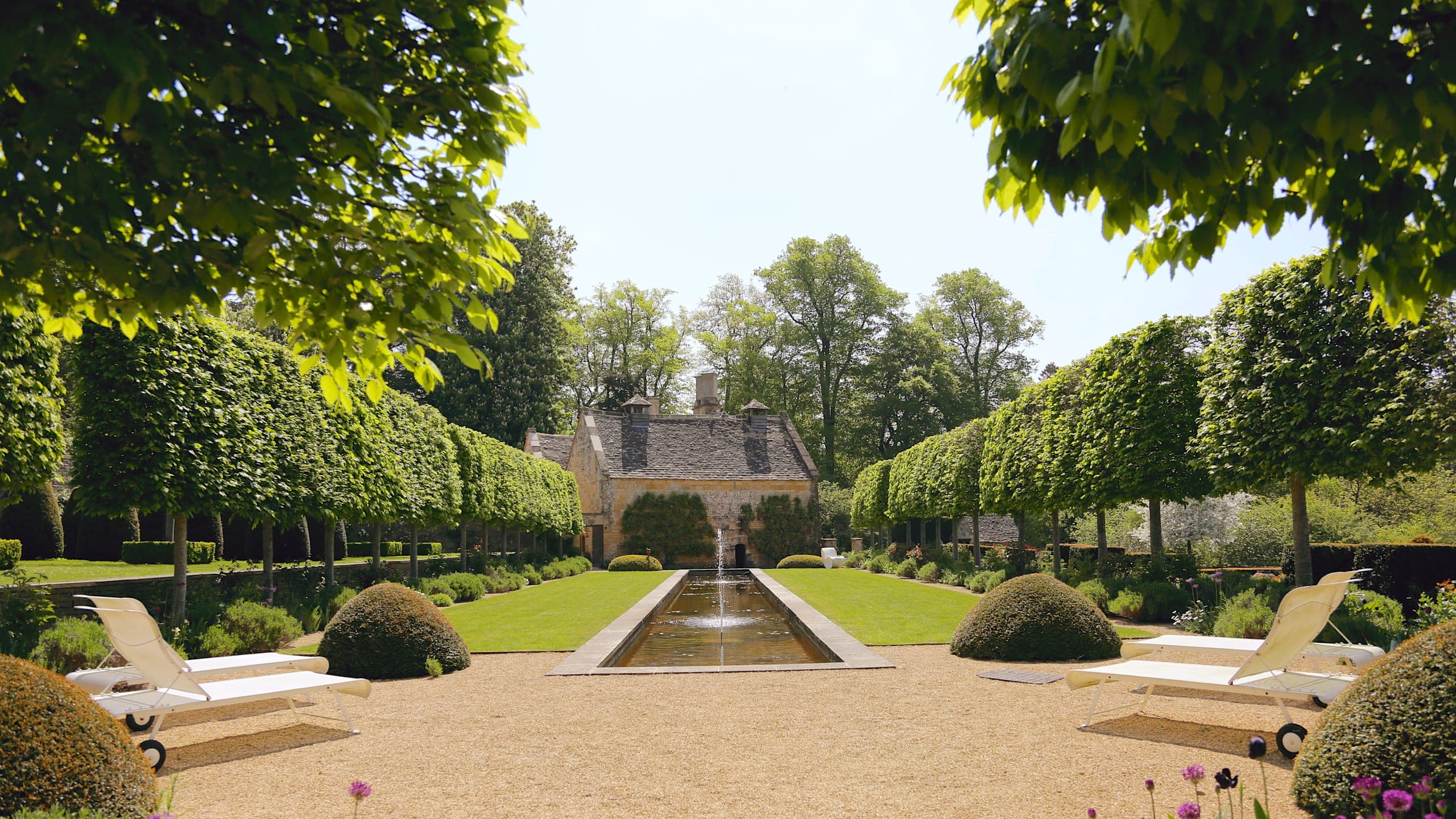 Temple Guiting Manor & Barns - Image 2