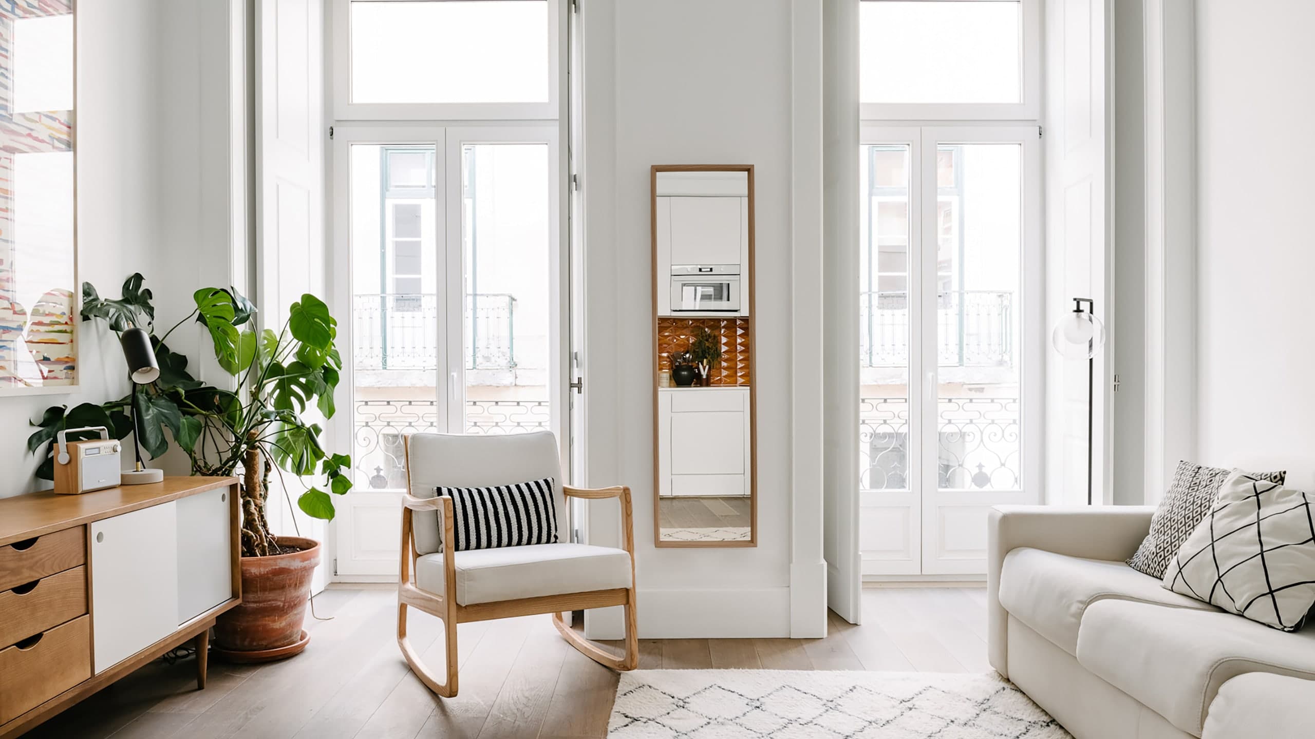 One-Bedroom Apartment - Image 9