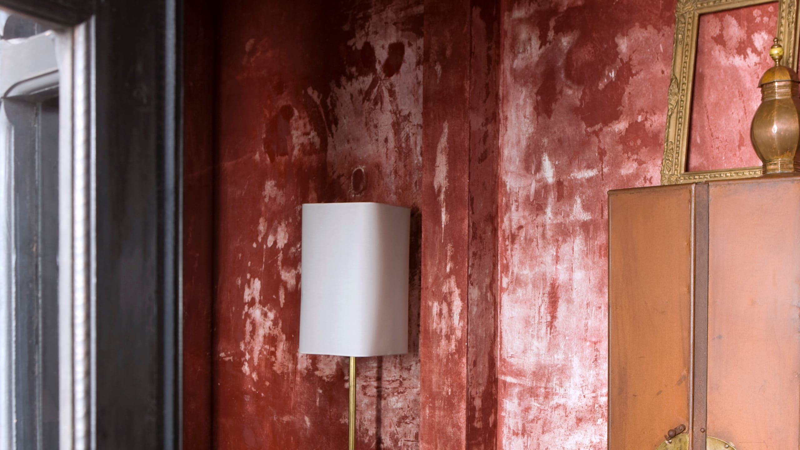 Orange Suite - Image 3