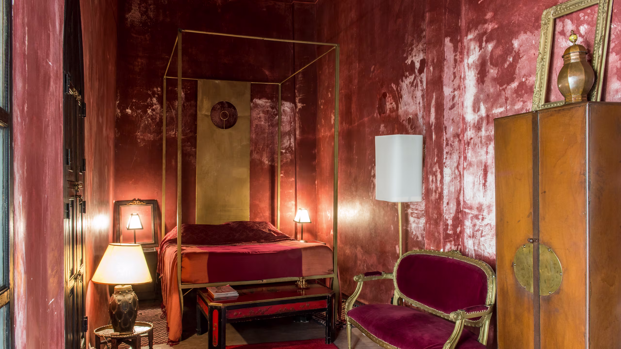 Orange Suite - Image 2