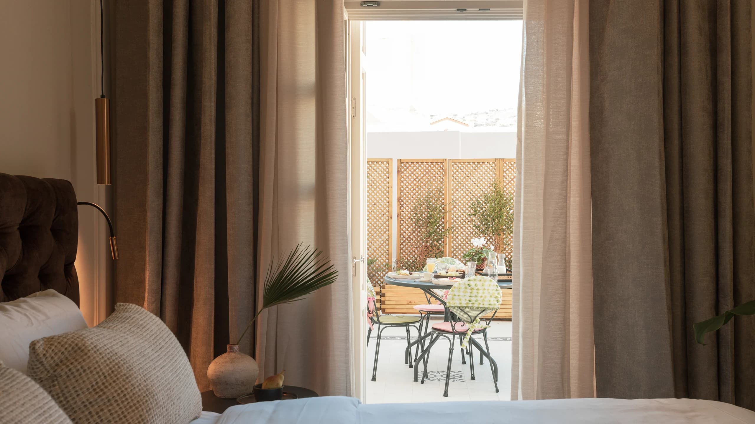 Honeymoon Suite - Image 3
