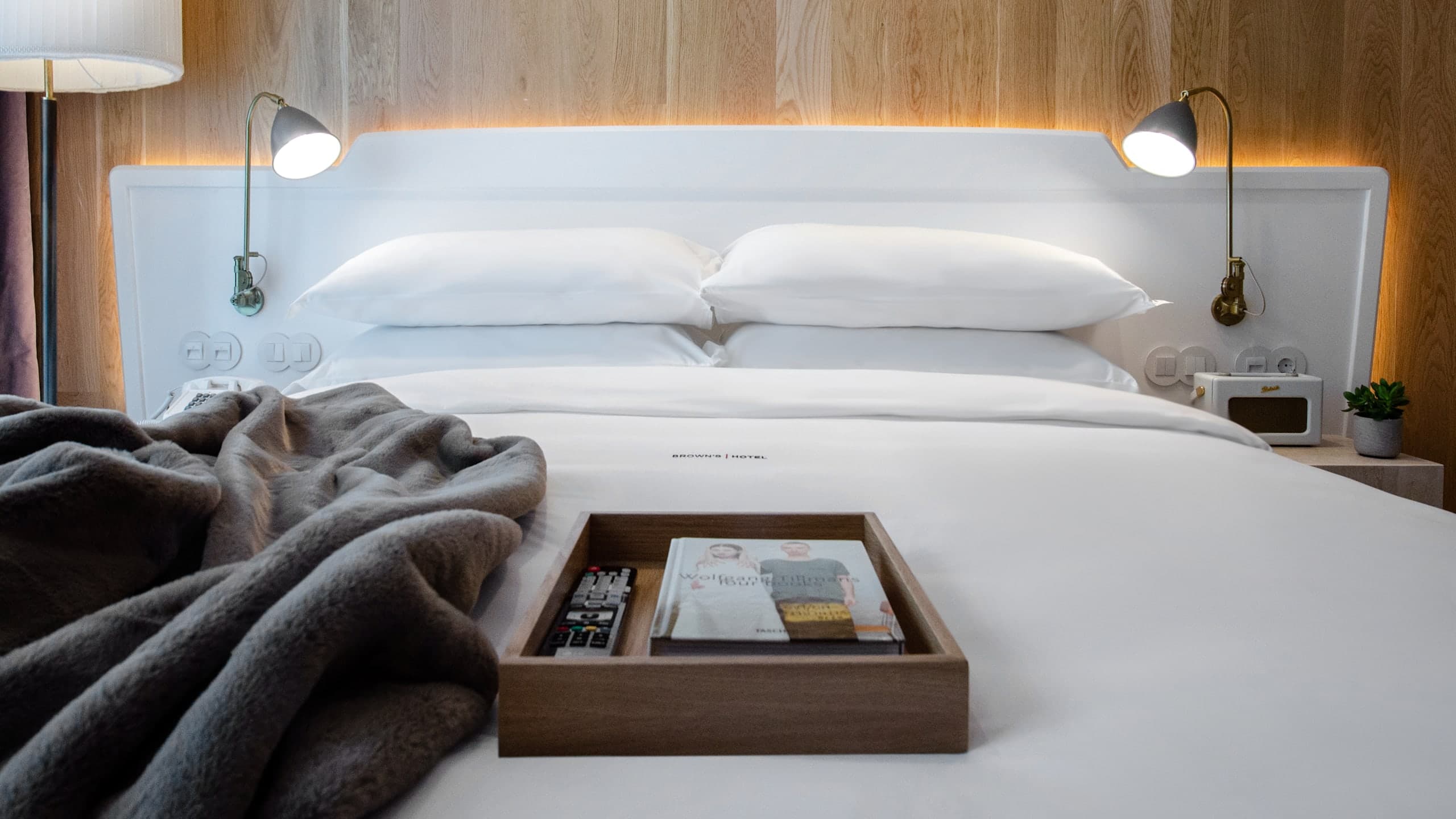 Brown's Avenue Hotel - Image 4