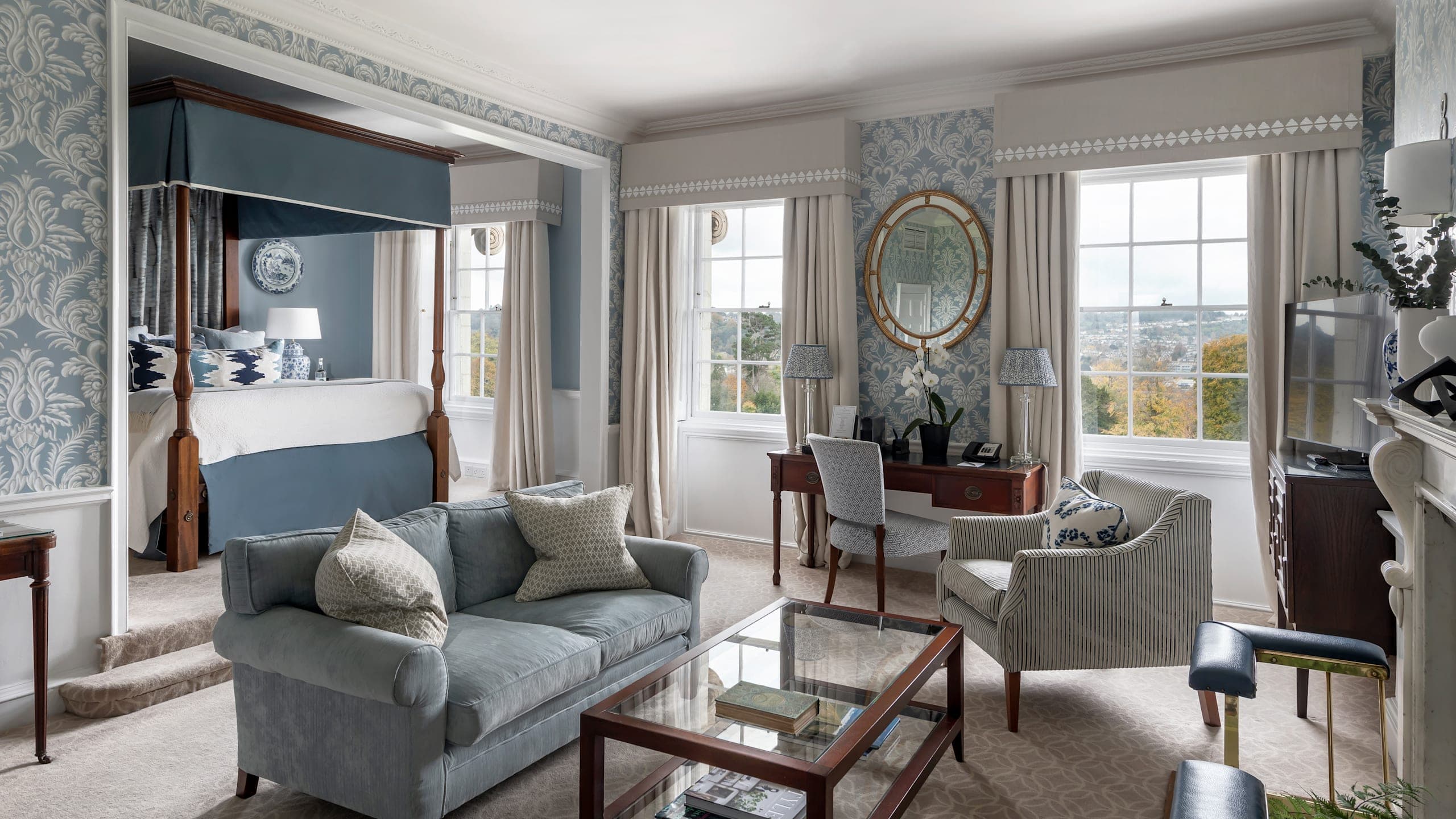 Deluxe Suite - Image 5