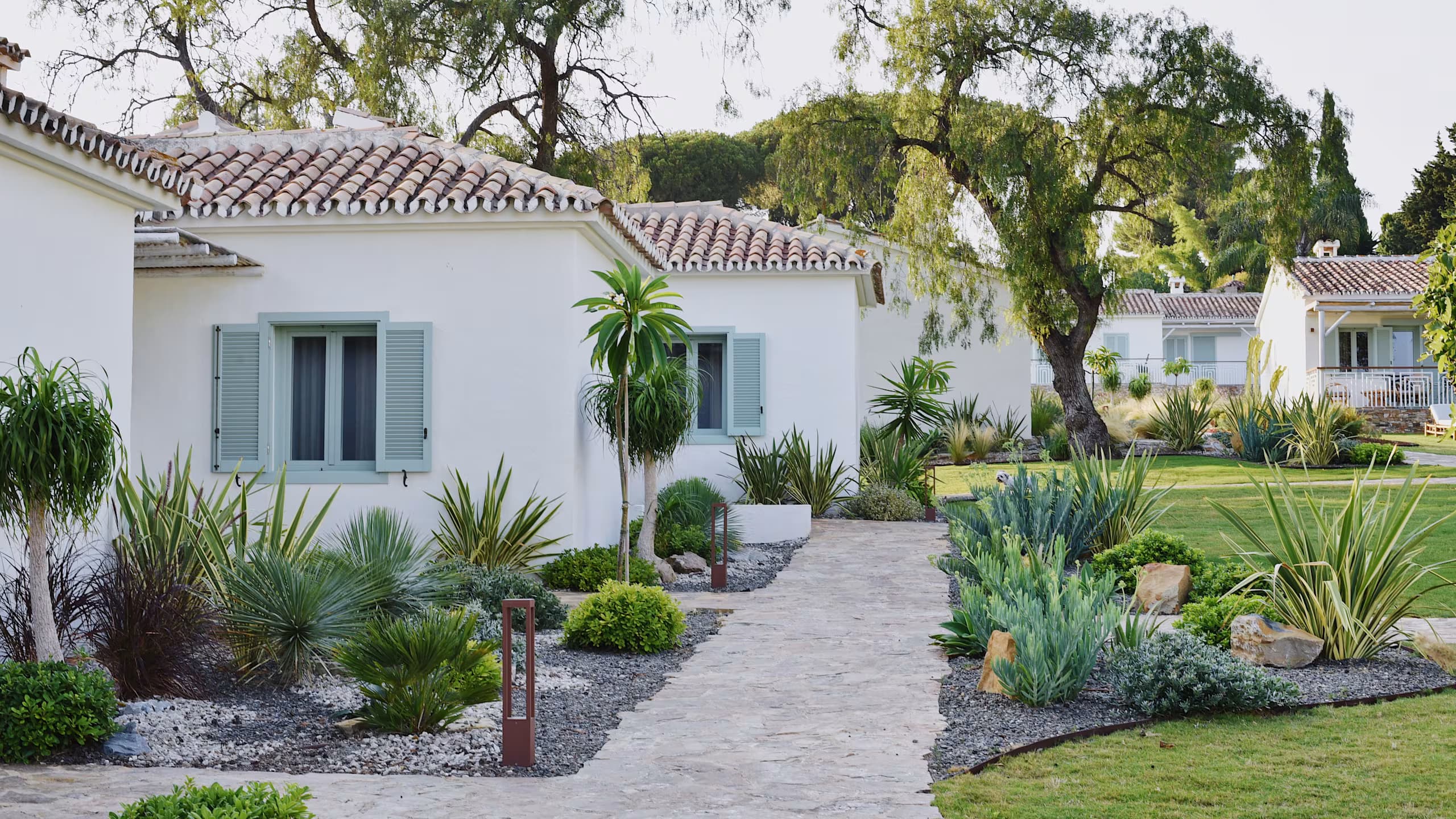 One-Bedroom Bungalow - Image 3