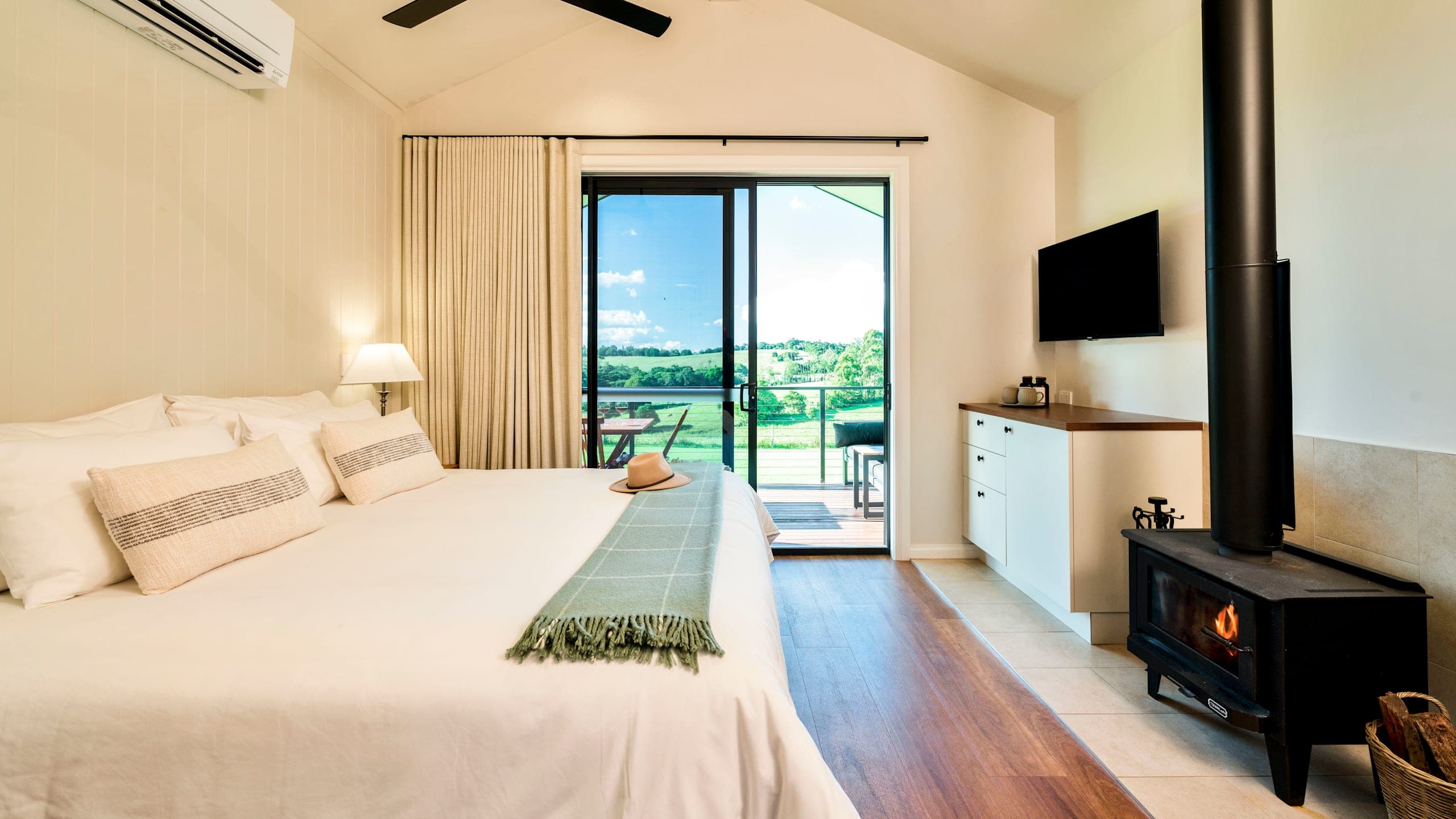 King Cabin - Image 4