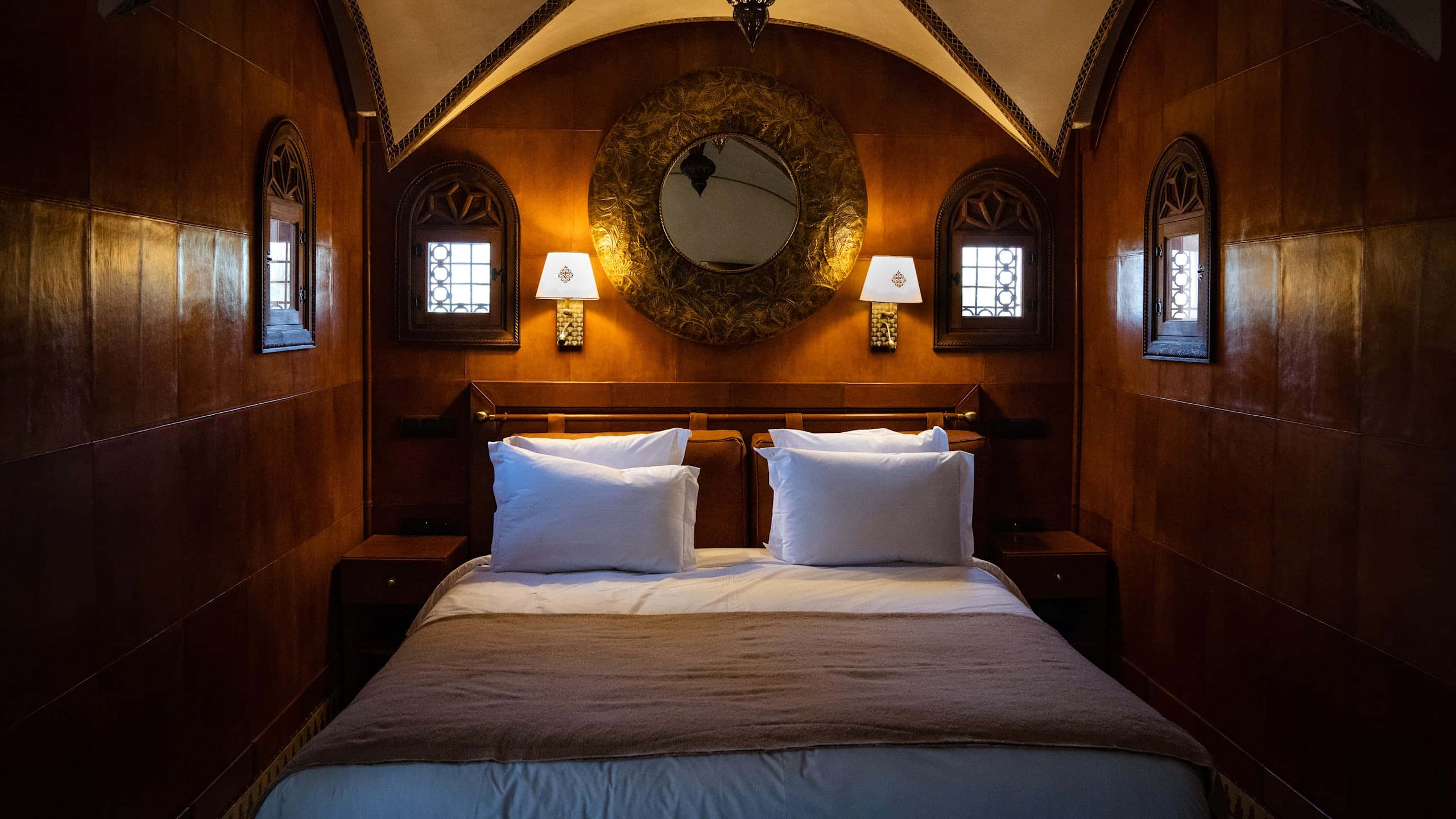 Pavilion with Private Pool - Image 1