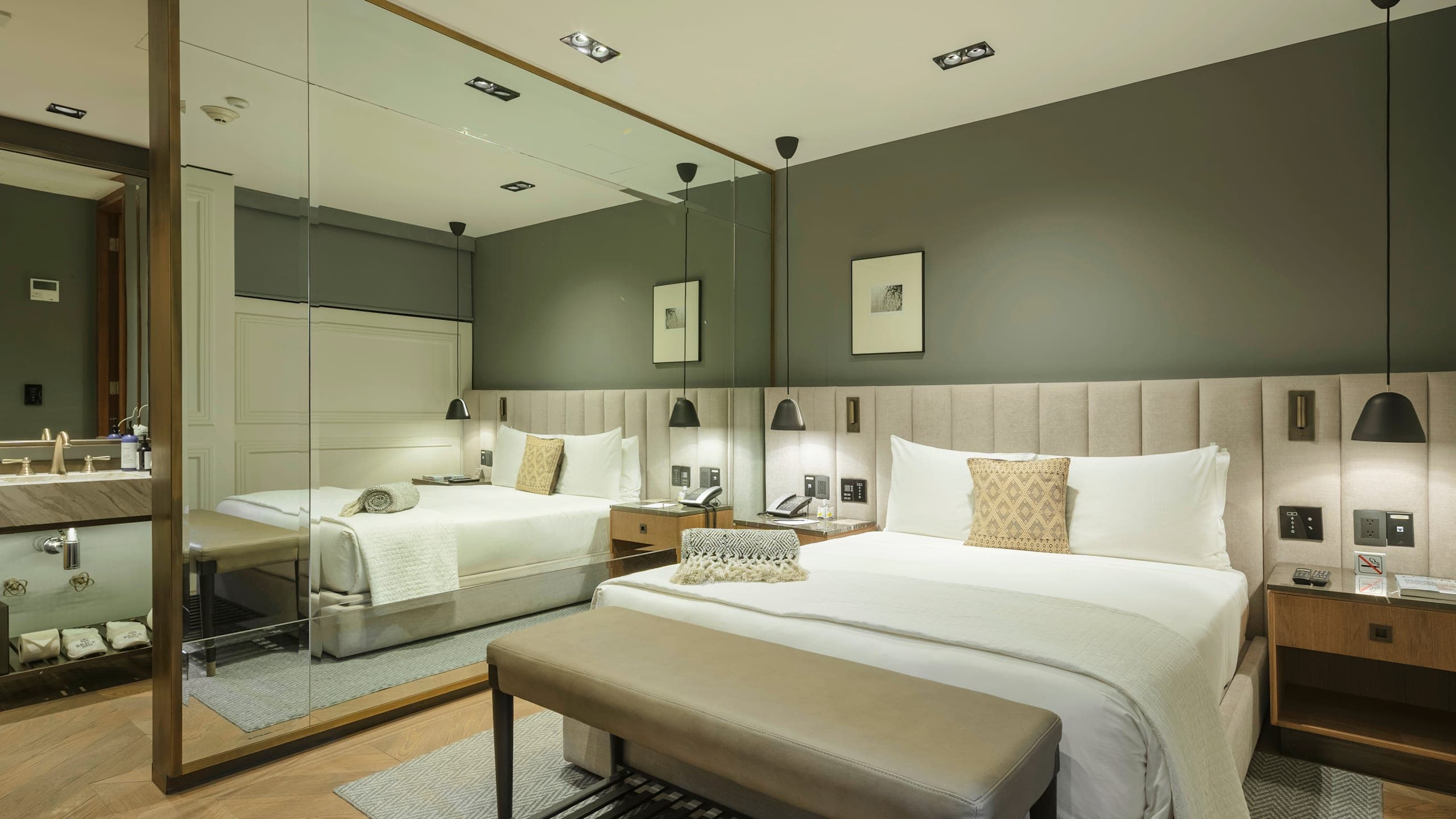 Superior Room - Image 3