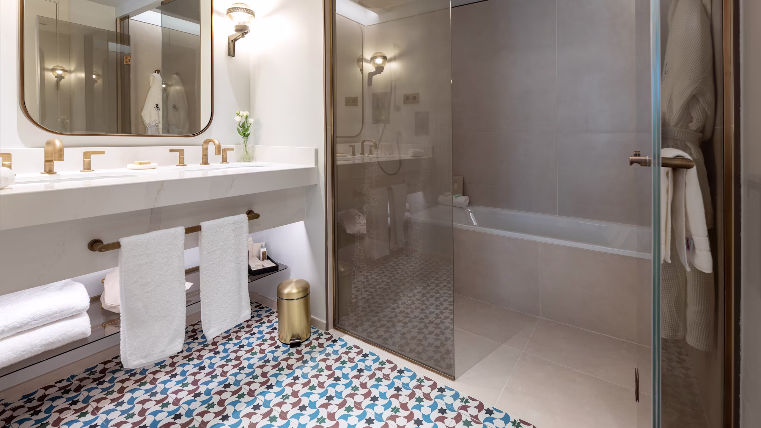 Suite - Image 2
