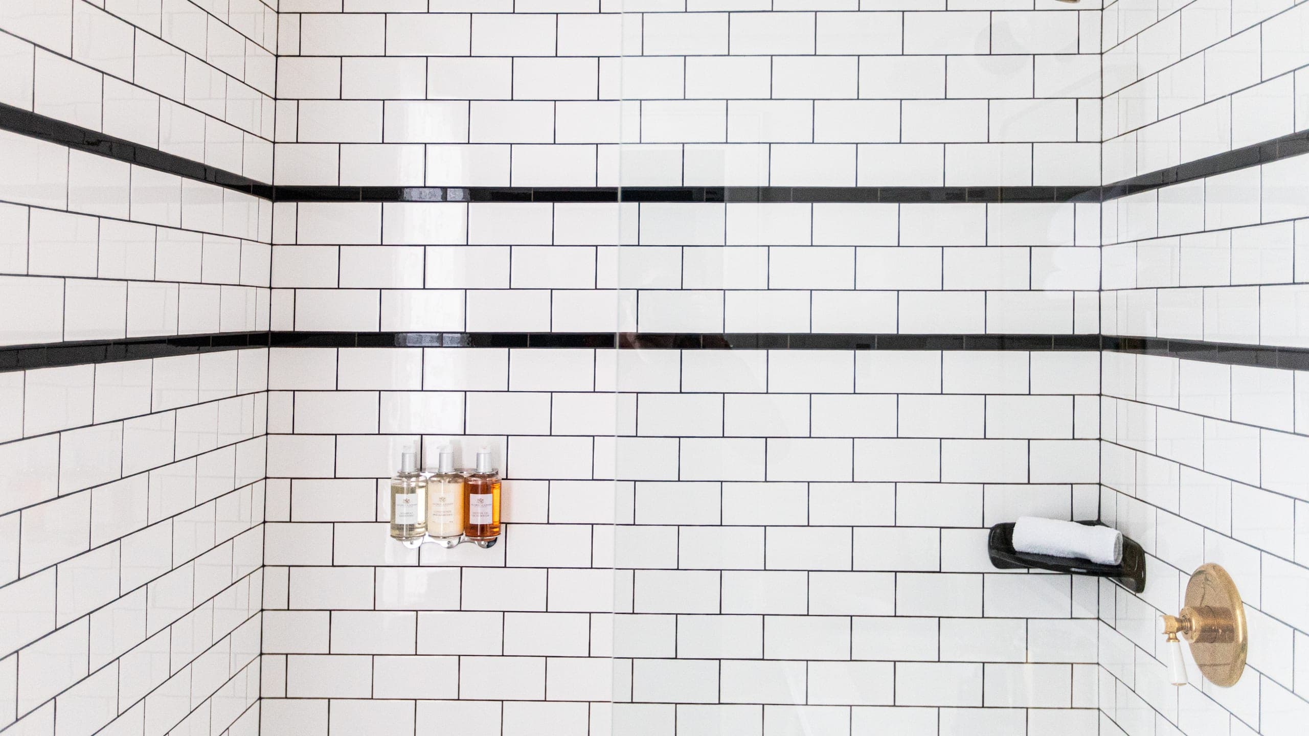 Balcony King - Image 2