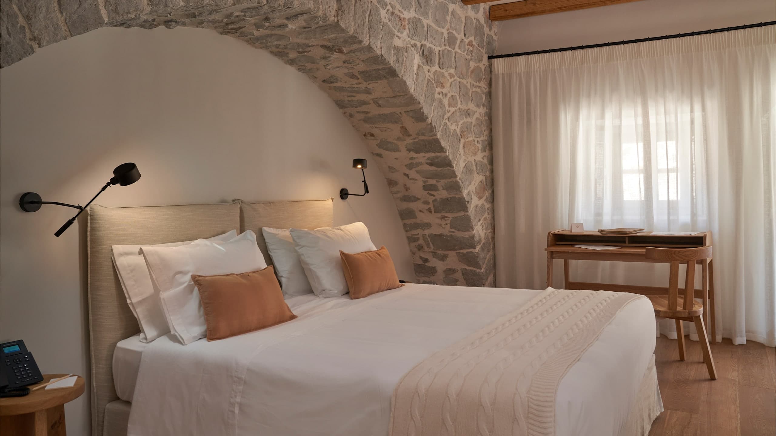 Mandraki Beach Resort - Image 3