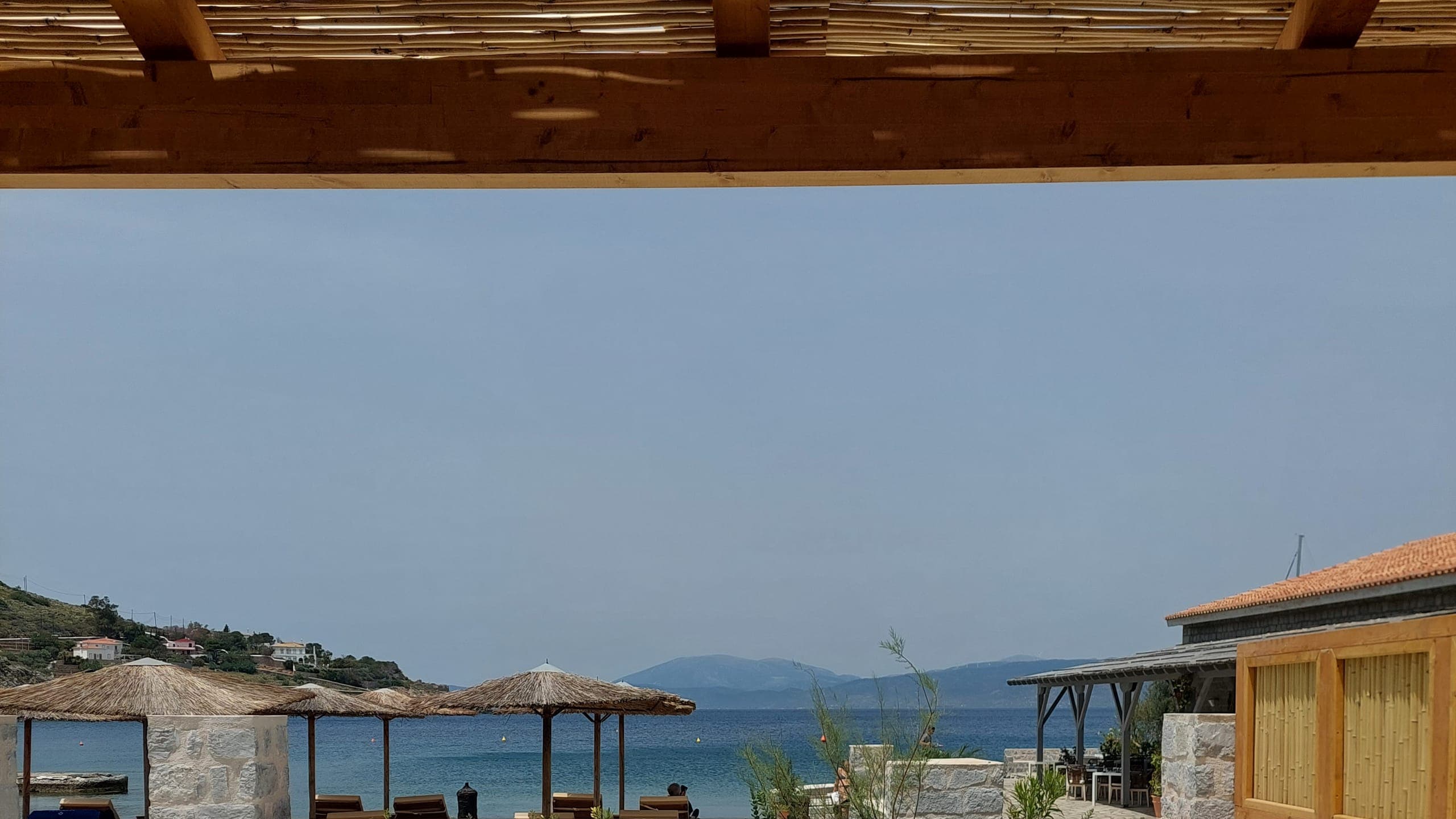 Beachfront Suite with Private Pool - Image 5