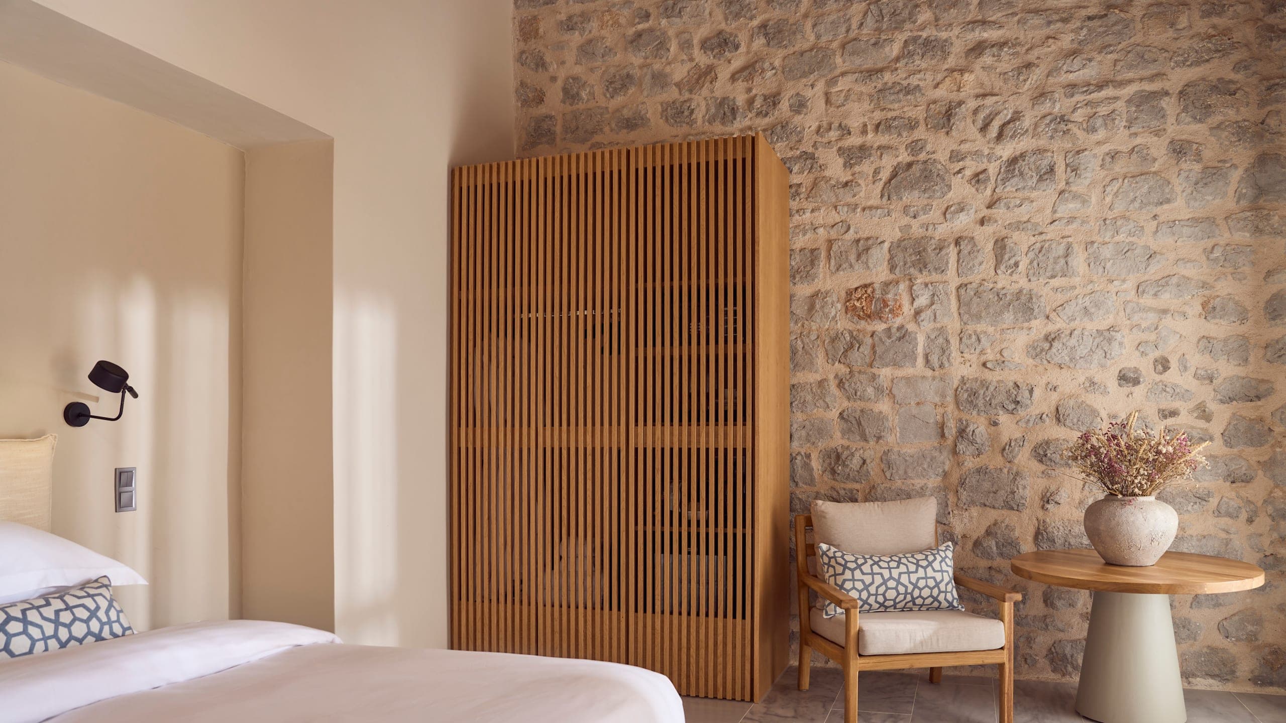 Beachfront Suite with Private Pool - Image 2