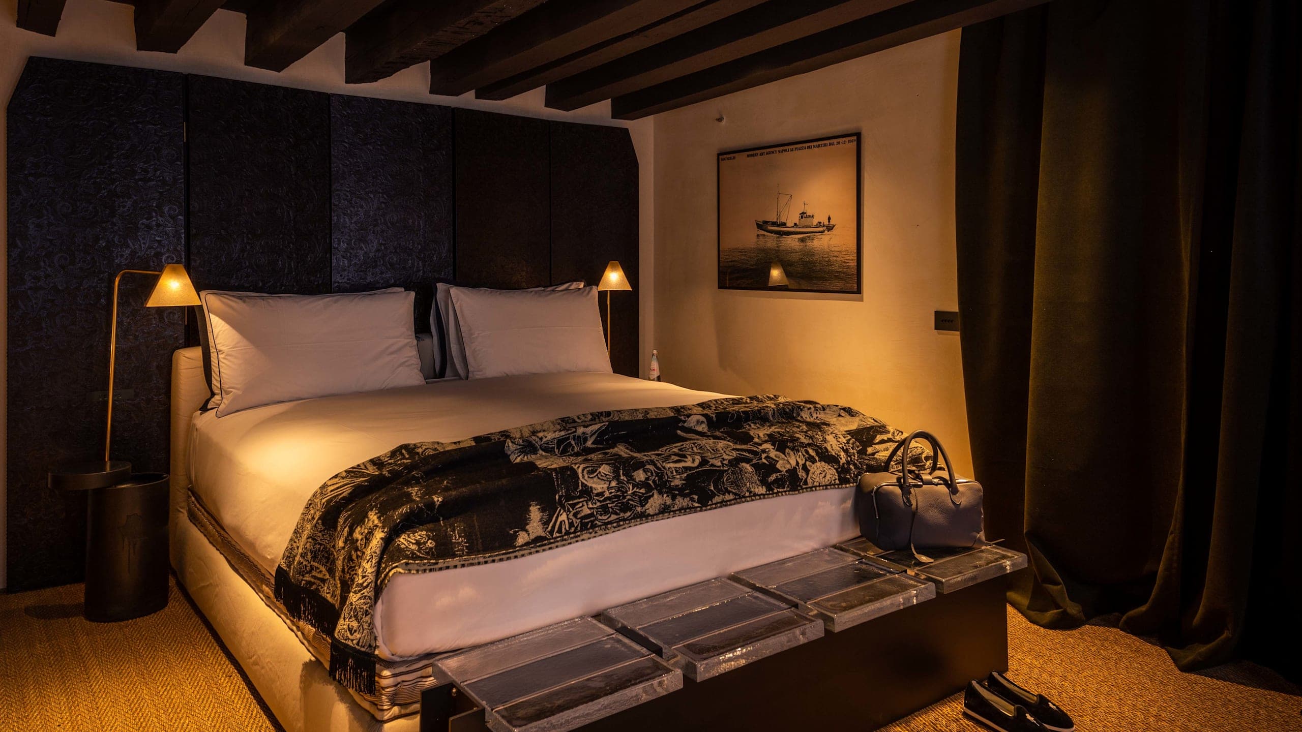 The Venice Venice Hotel - Image 5