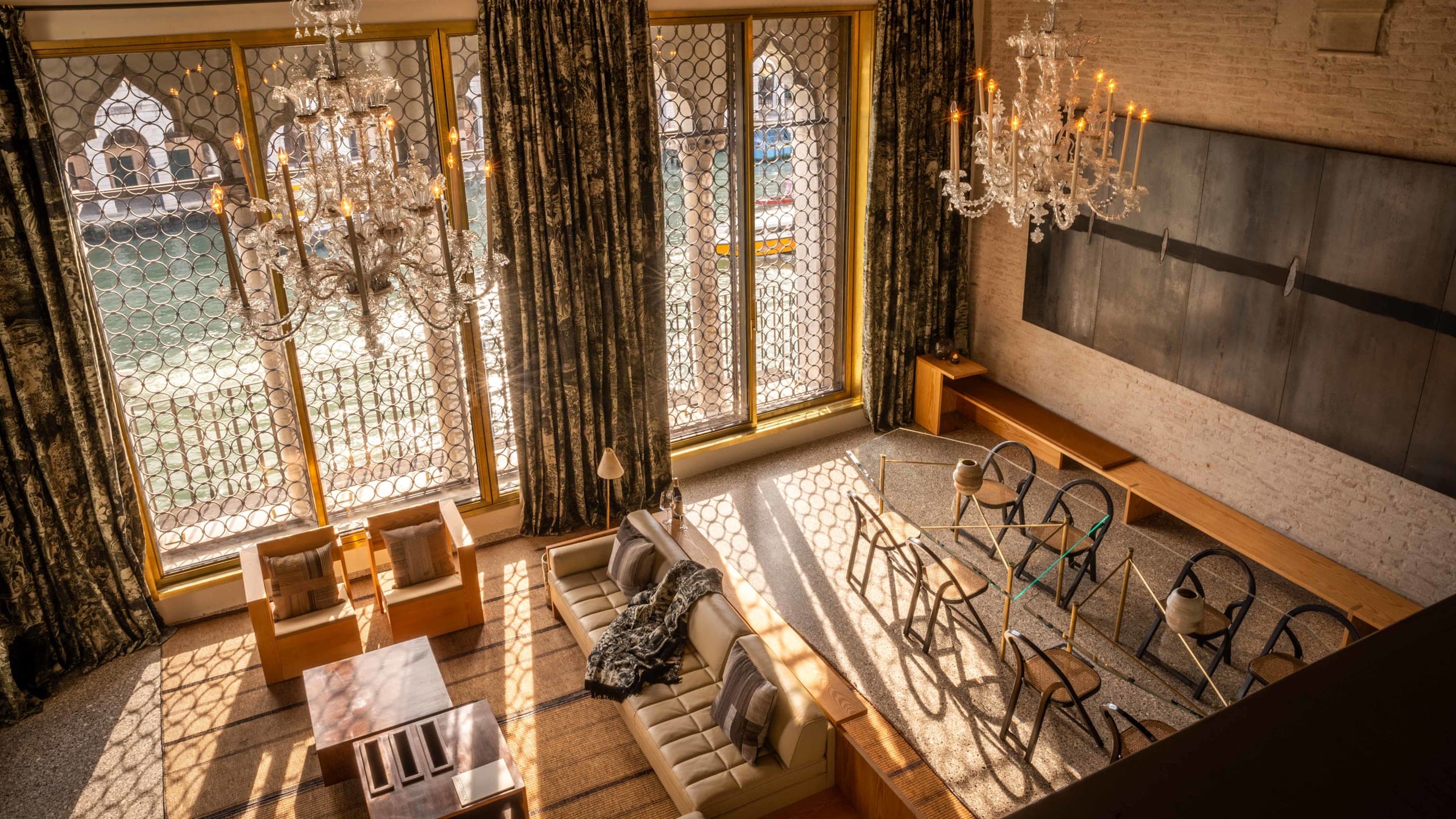 The Venice Venice Hotel - Image 3