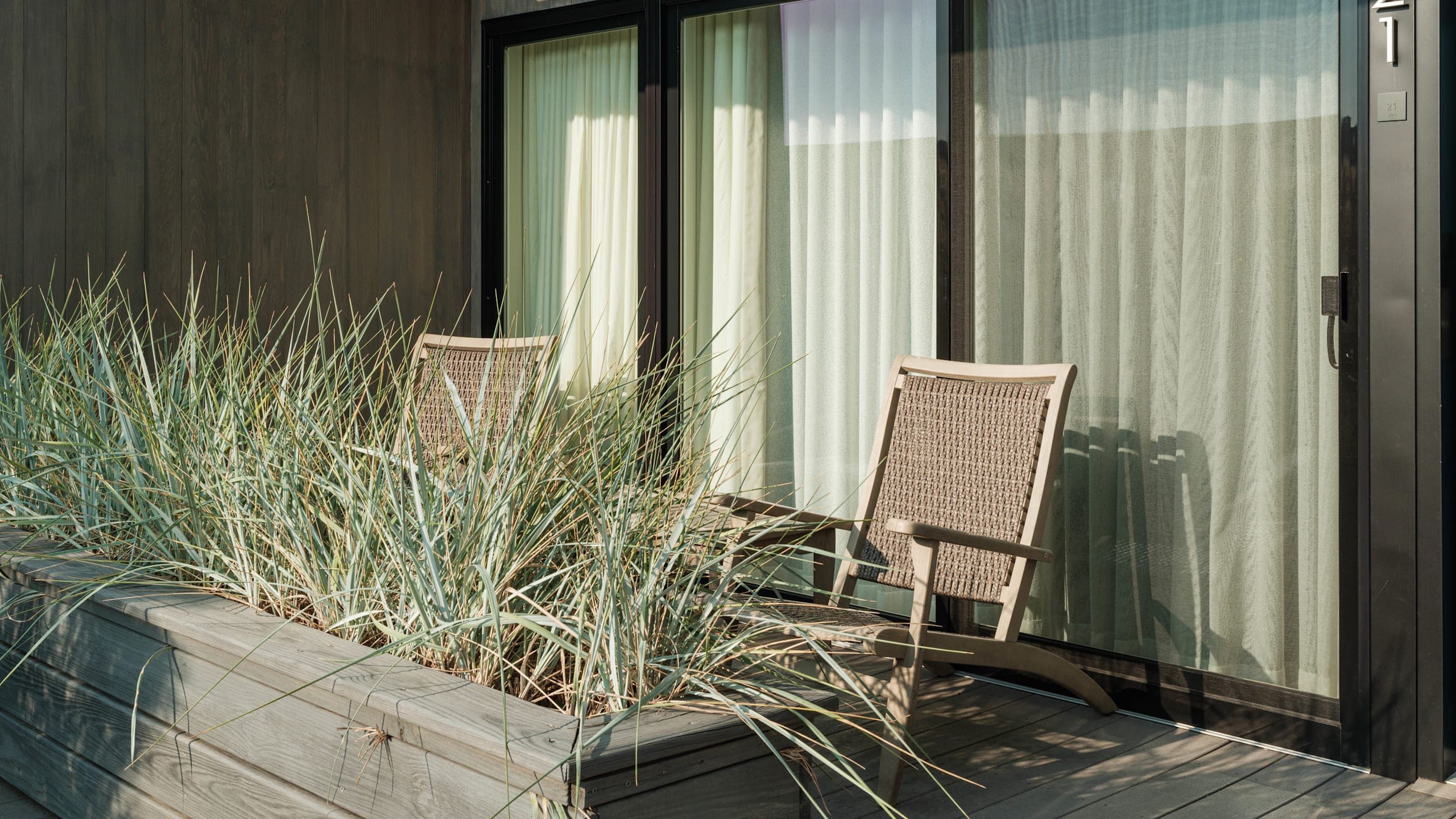 The Shoals Suites & Slips - Image 2